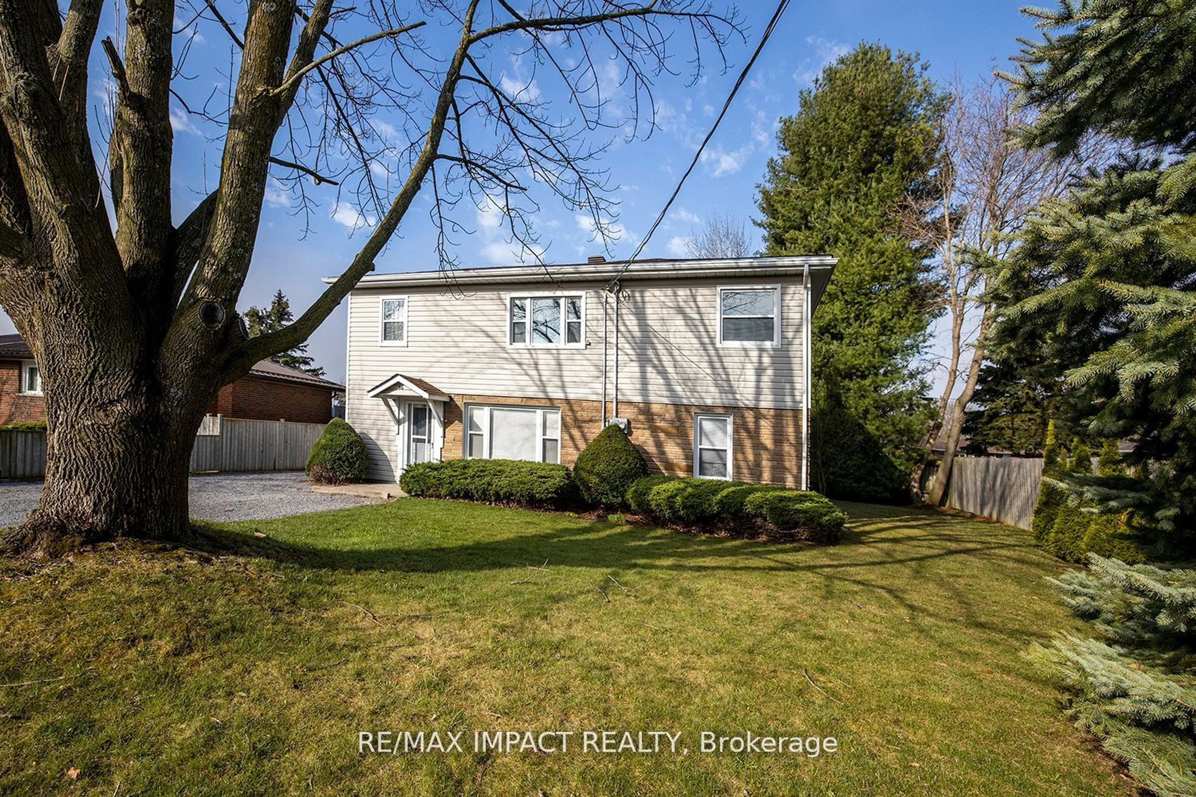 Frontside or backside of a home for 50 Arthur St, Clarington Ontario L1B 1J8