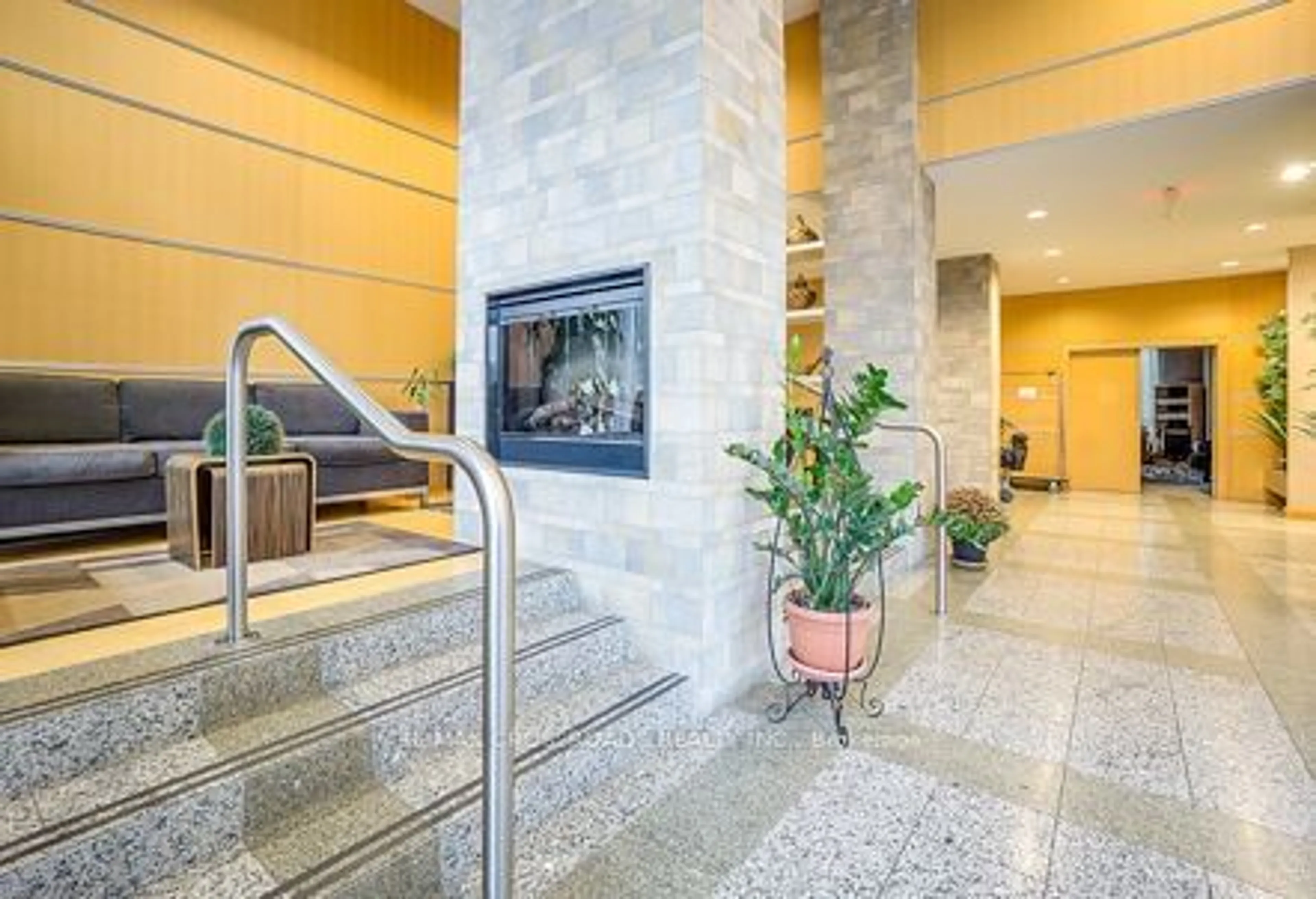 Indoor lobby for 68 Grangeway Ave #1502, Toronto Ontario M1H 0A1