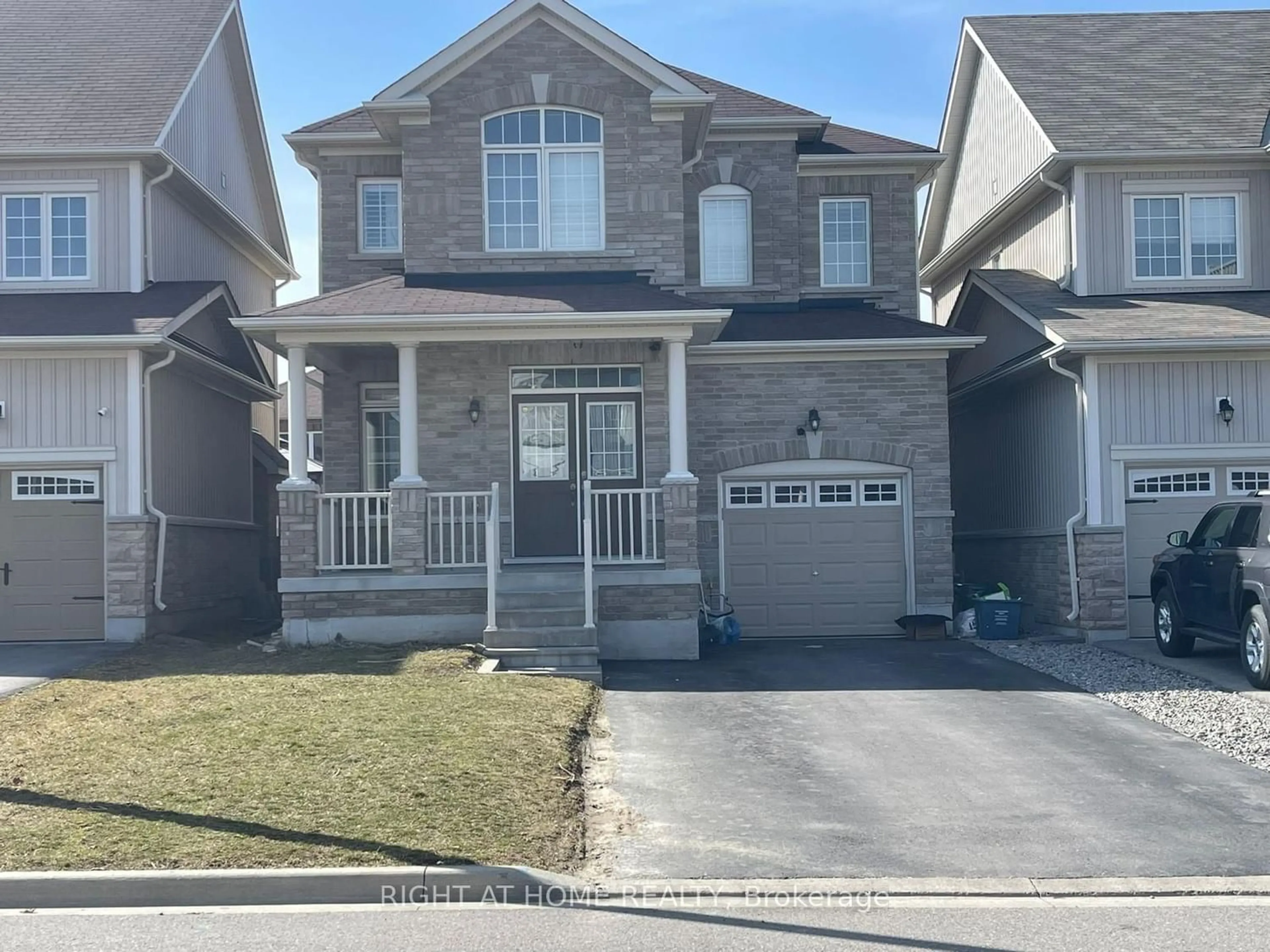 Frontside or backside of a home for 46 Goheen St, Clarington Ontario L1B 0K7