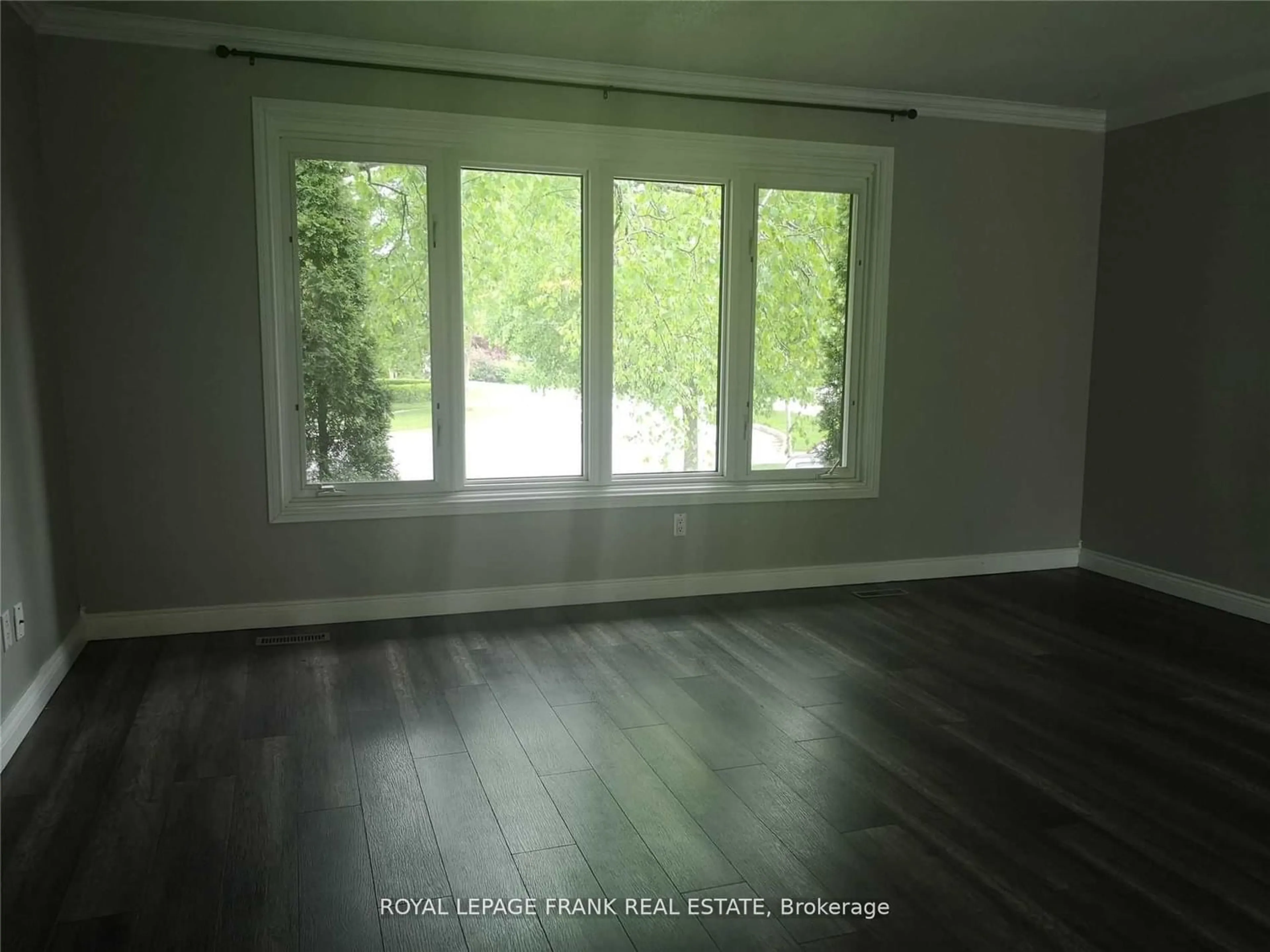 A pic of a room for 44 Deerpark Cres, Clarington Ontario L1C 3M3
