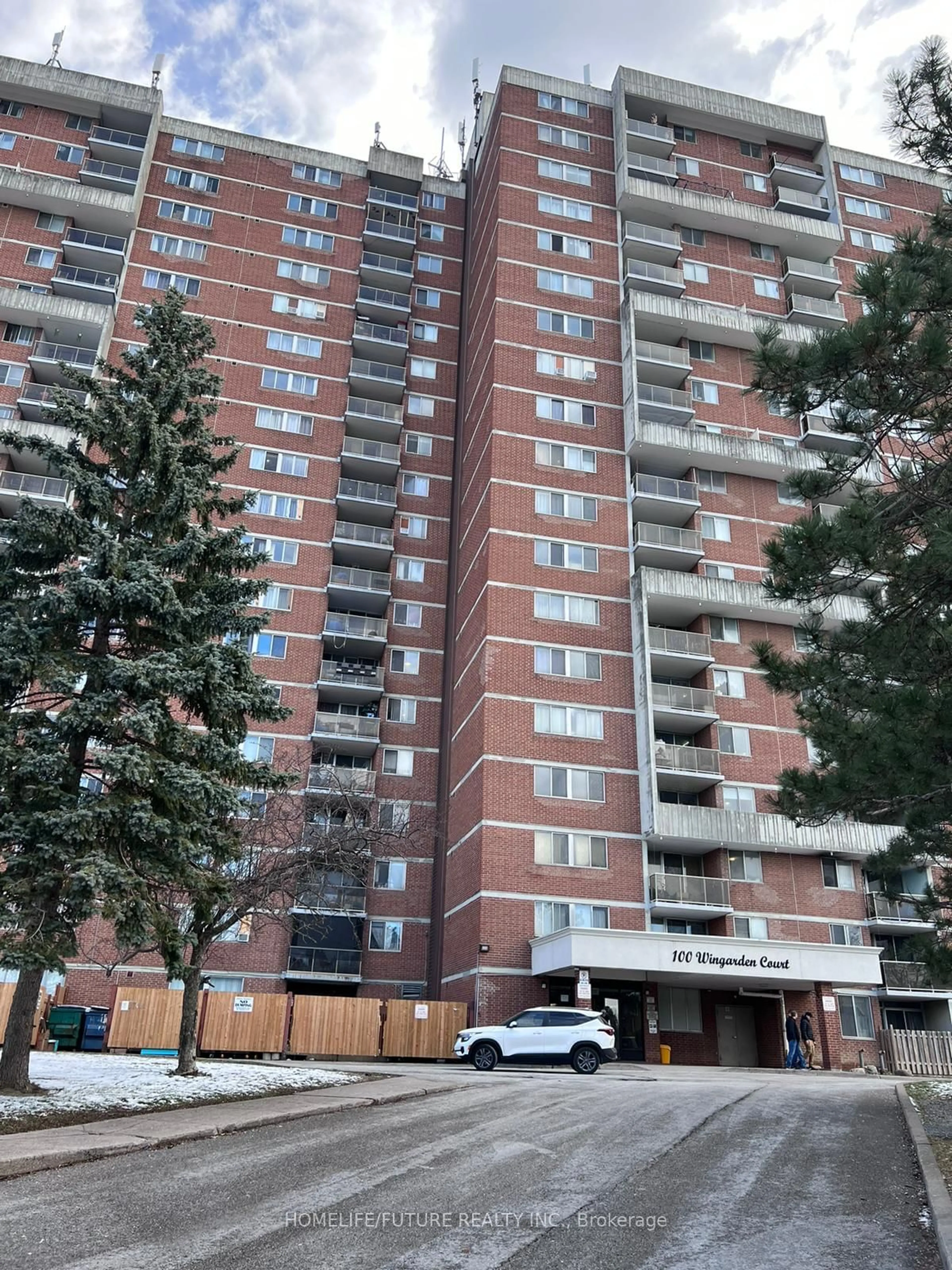 A pic from exterior of the house or condo for 100 Wingarden Crt #304, Toronto Ontario M1B 2P4