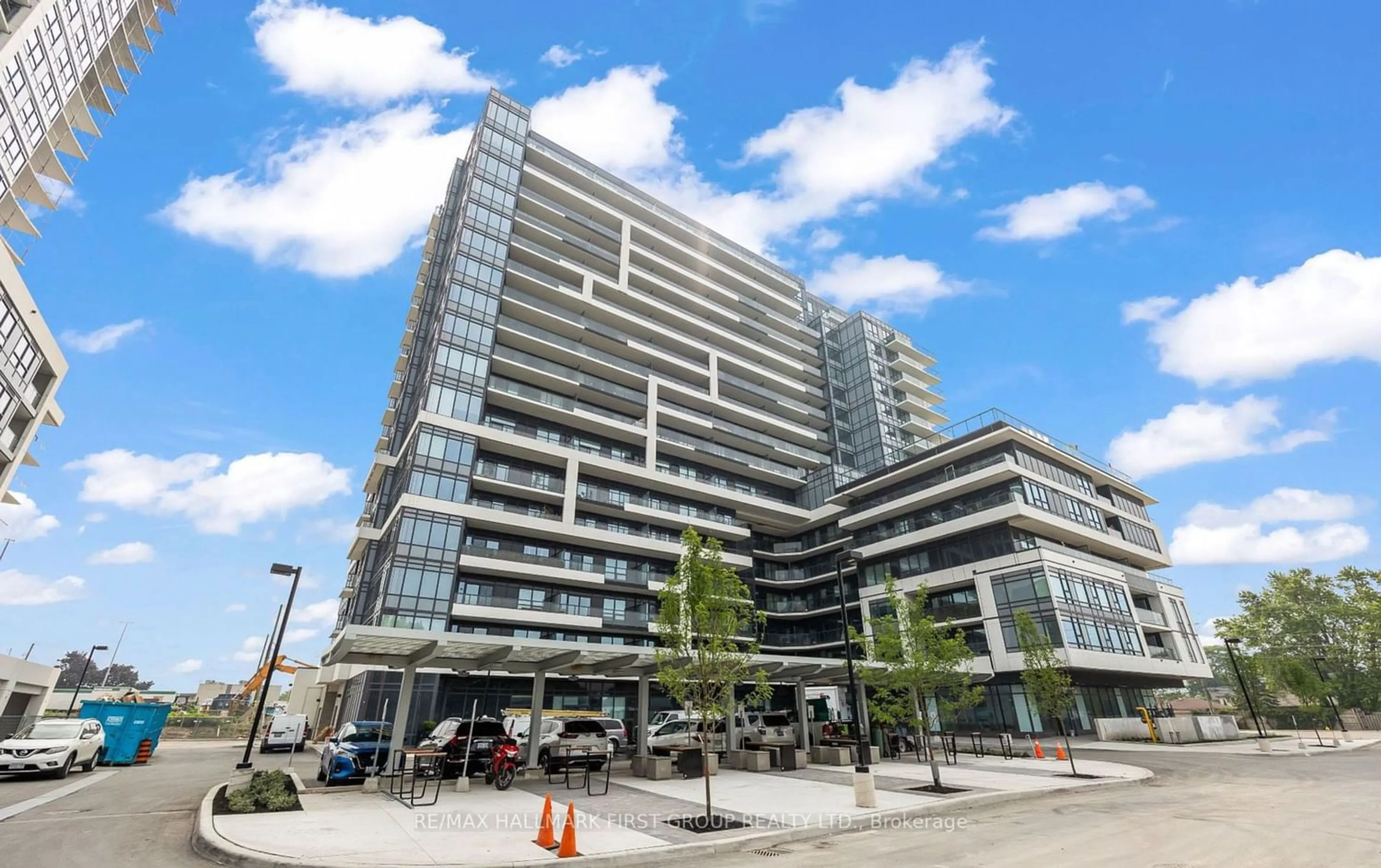 A pic from exterior of the house or condo for 1480 Bayly St #1515, Pickering Ontario L1W 0C2