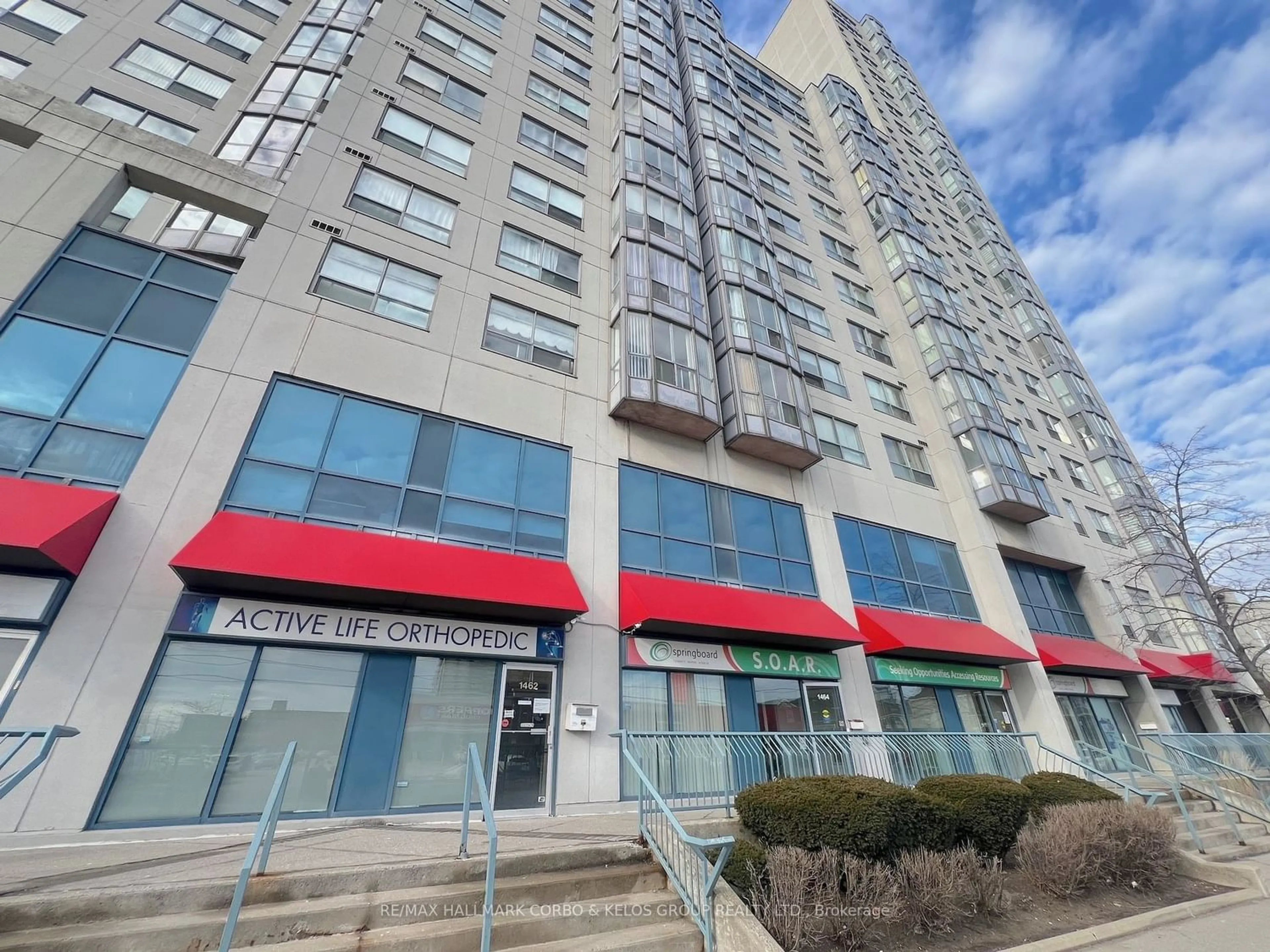 A pic from exterior of the house or condo for 1470 Midland Ave #314, Toronto Ontario M1P 4Z4