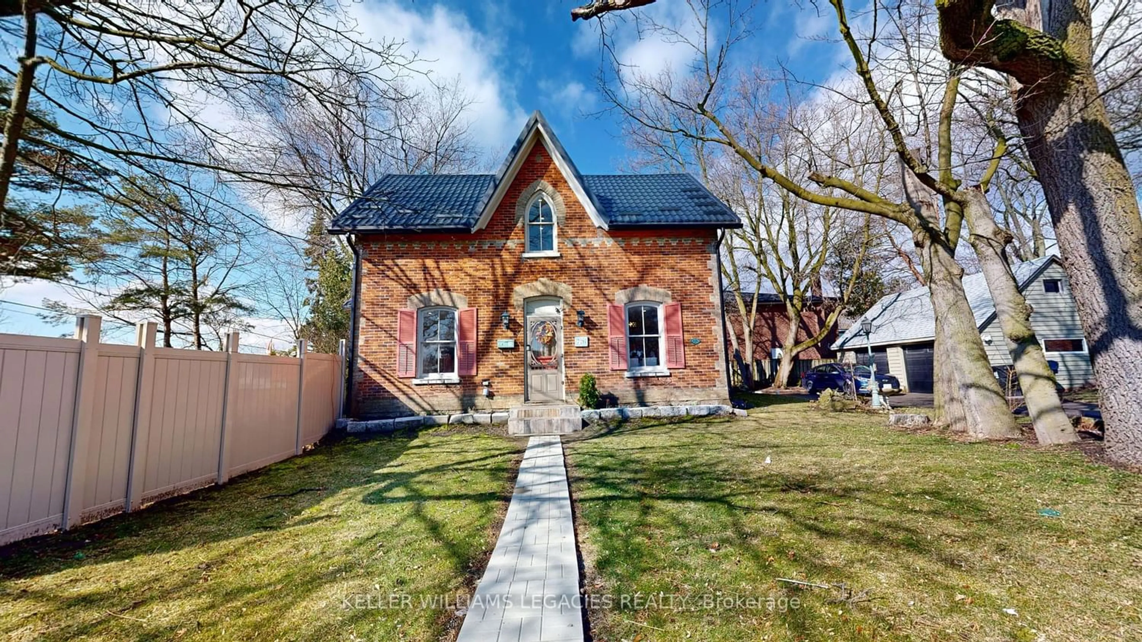 Home with brick exterior material for 726 Meadowvale Rd, Toronto Ontario M1C 1T2