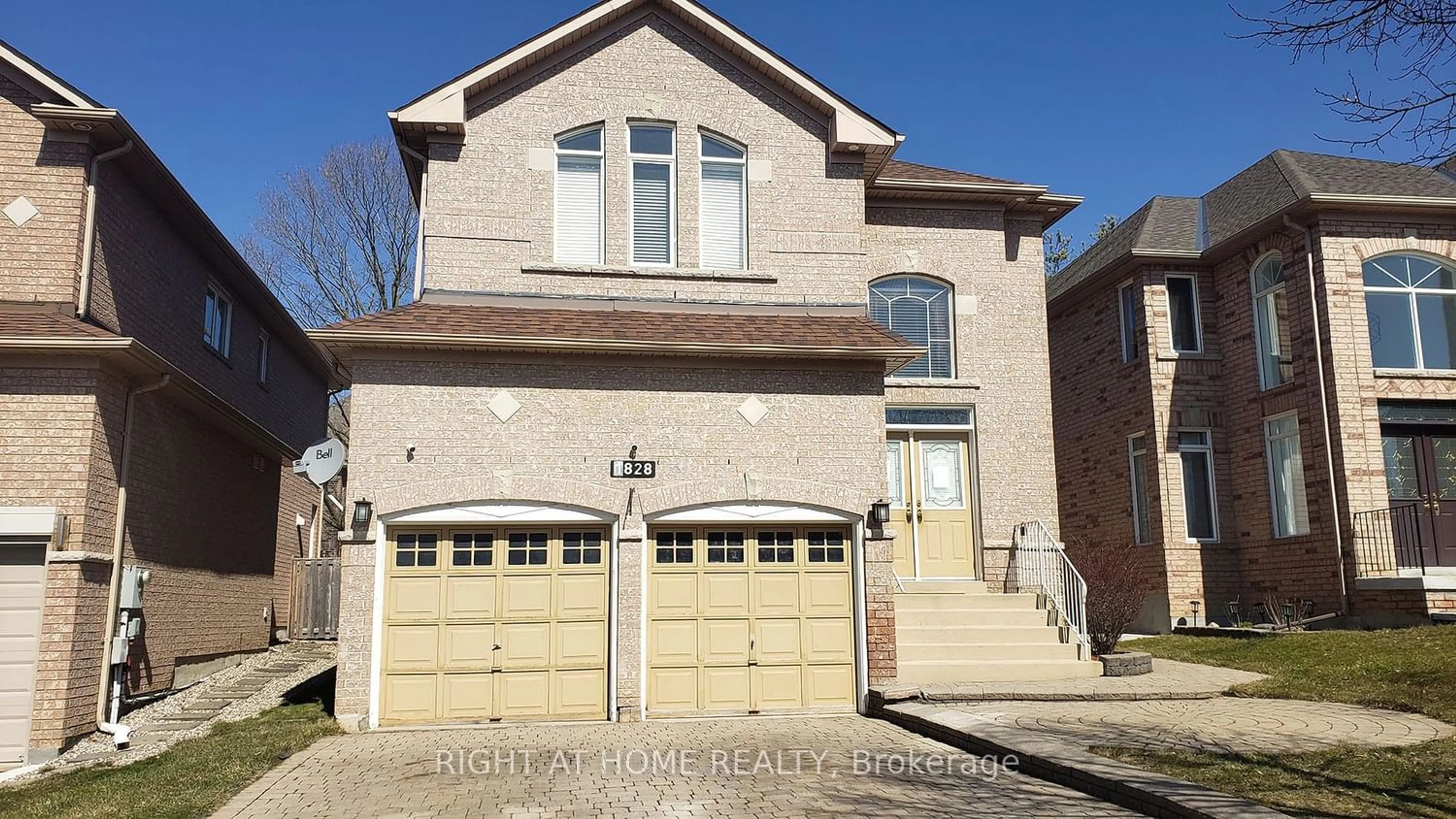 Home with brick exterior material for 1828 Holbrook Crt, Pickering Ontario L1V 7C2