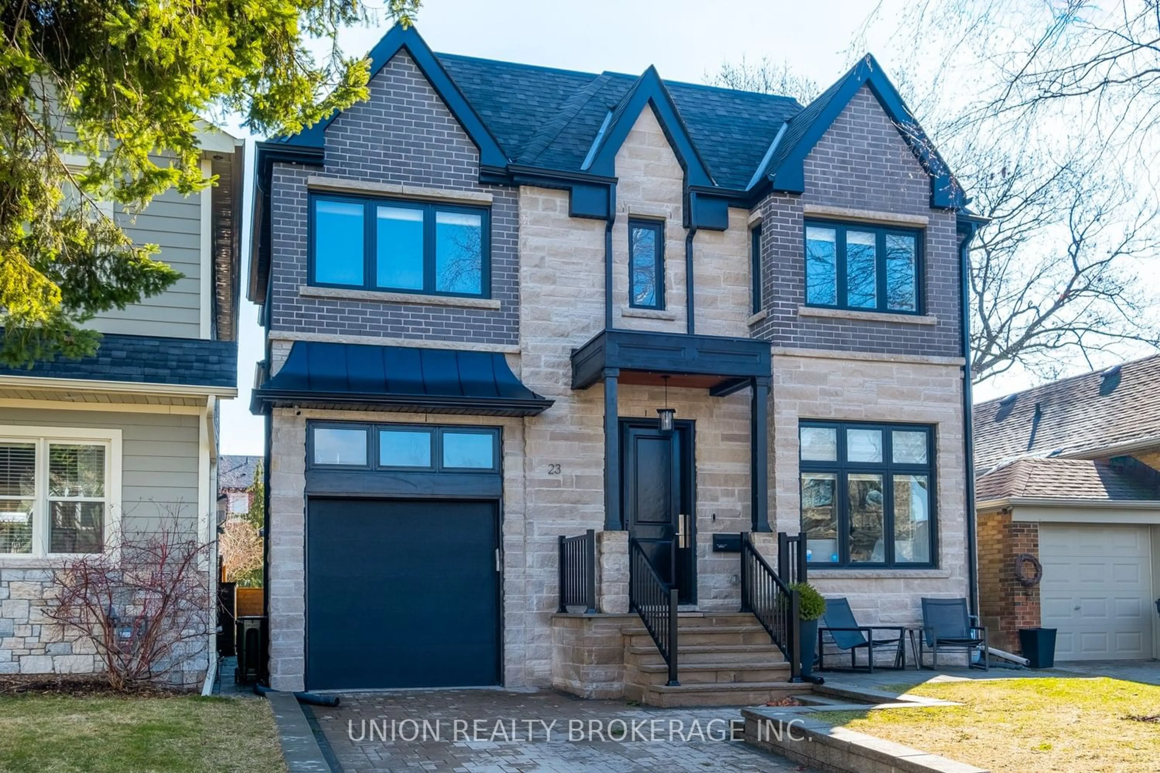 Home with brick exterior material for 23 Elmview Dr, Toronto Ontario M1N 2W3