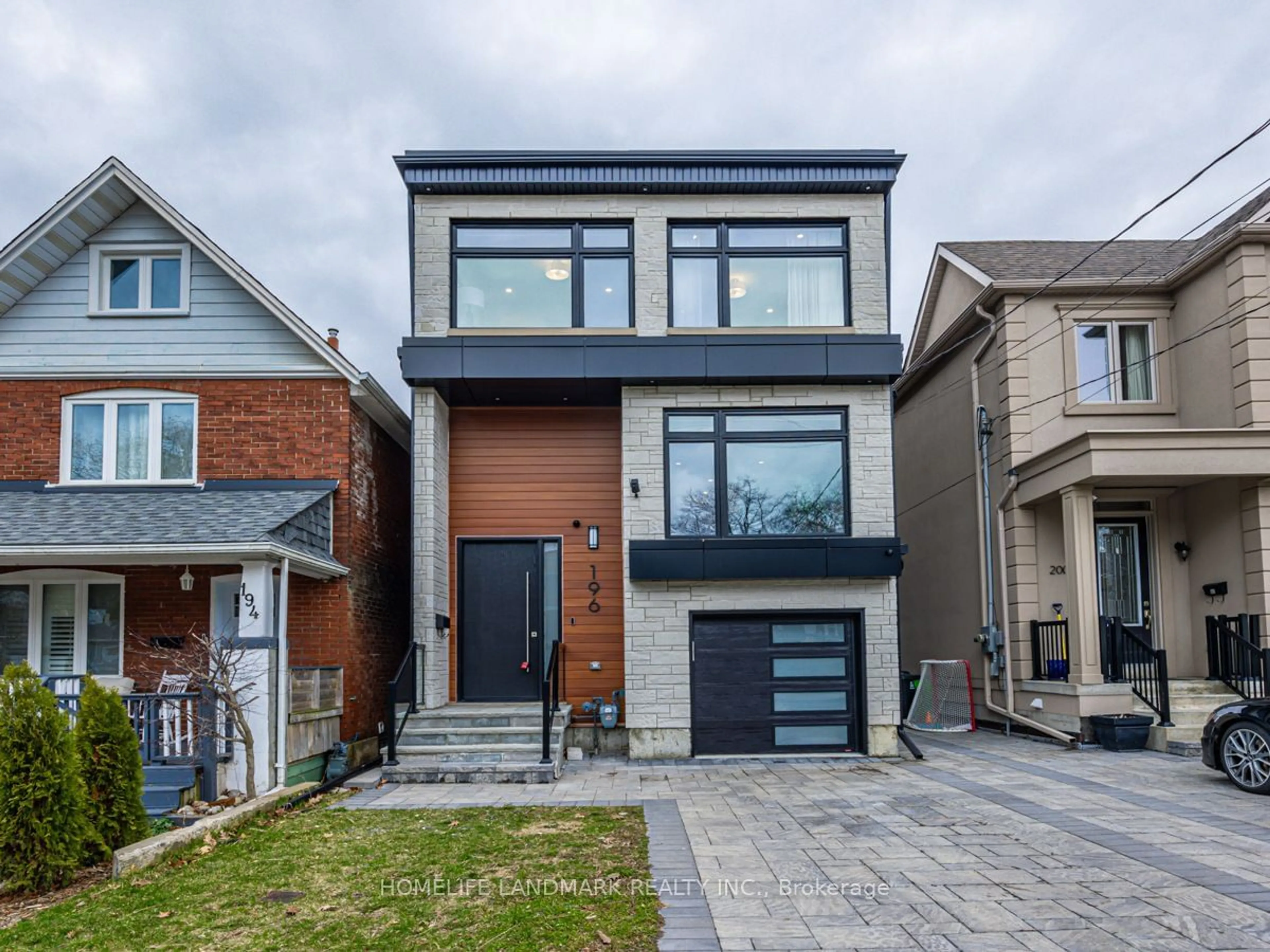 Frontside or backside of a home for 196 Audrey Ave, Toronto Ontario M1N 2Y1
