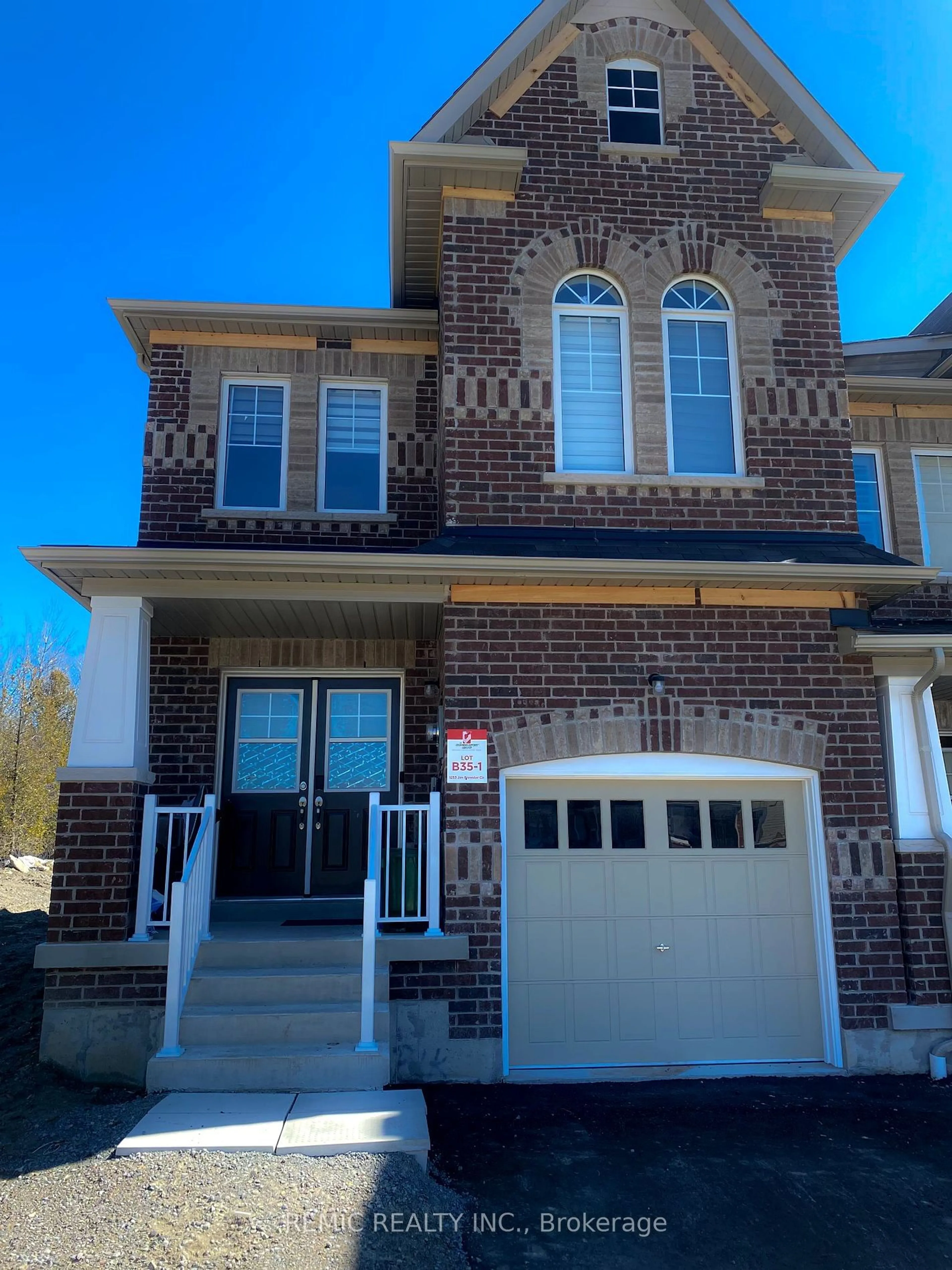 Home with brick exterior material for 1253 Jim Brewster Circ, Oshawa Ontario L1G 7S1