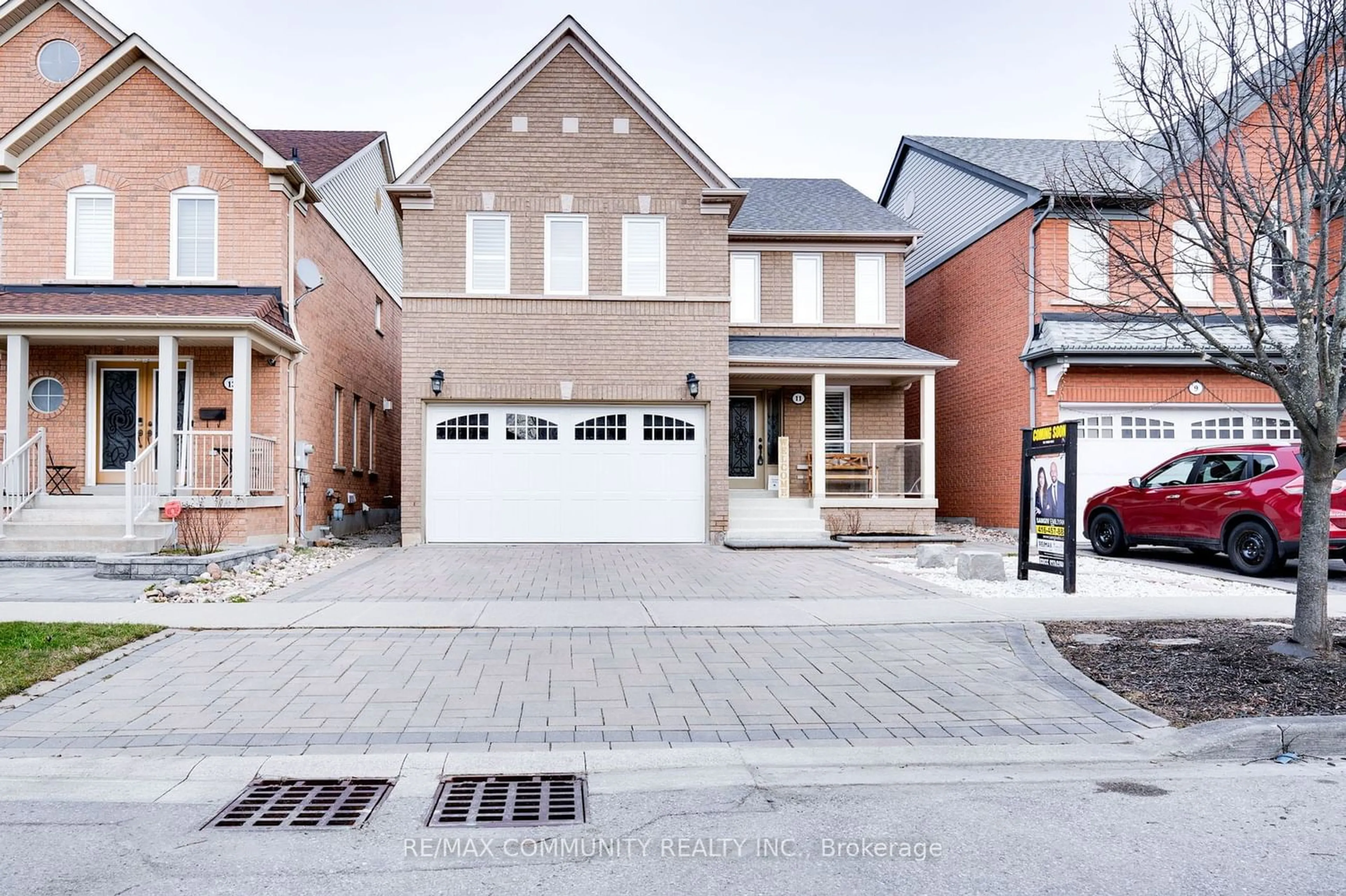 Home with brick exterior material for 11 Tiller St, Ajax Ontario L1L 1X8