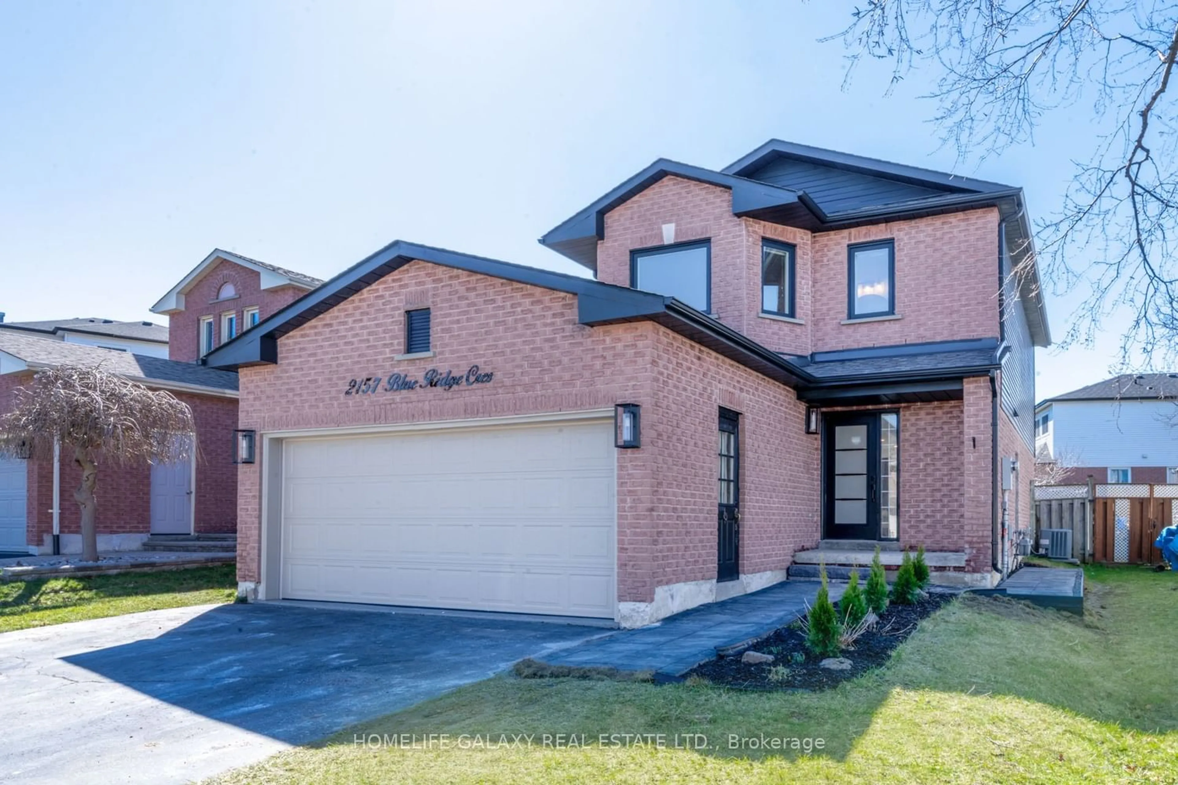 Home with brick exterior material for 2157 Blue Ridge Cres, Pickering Ontario L1X 2M7