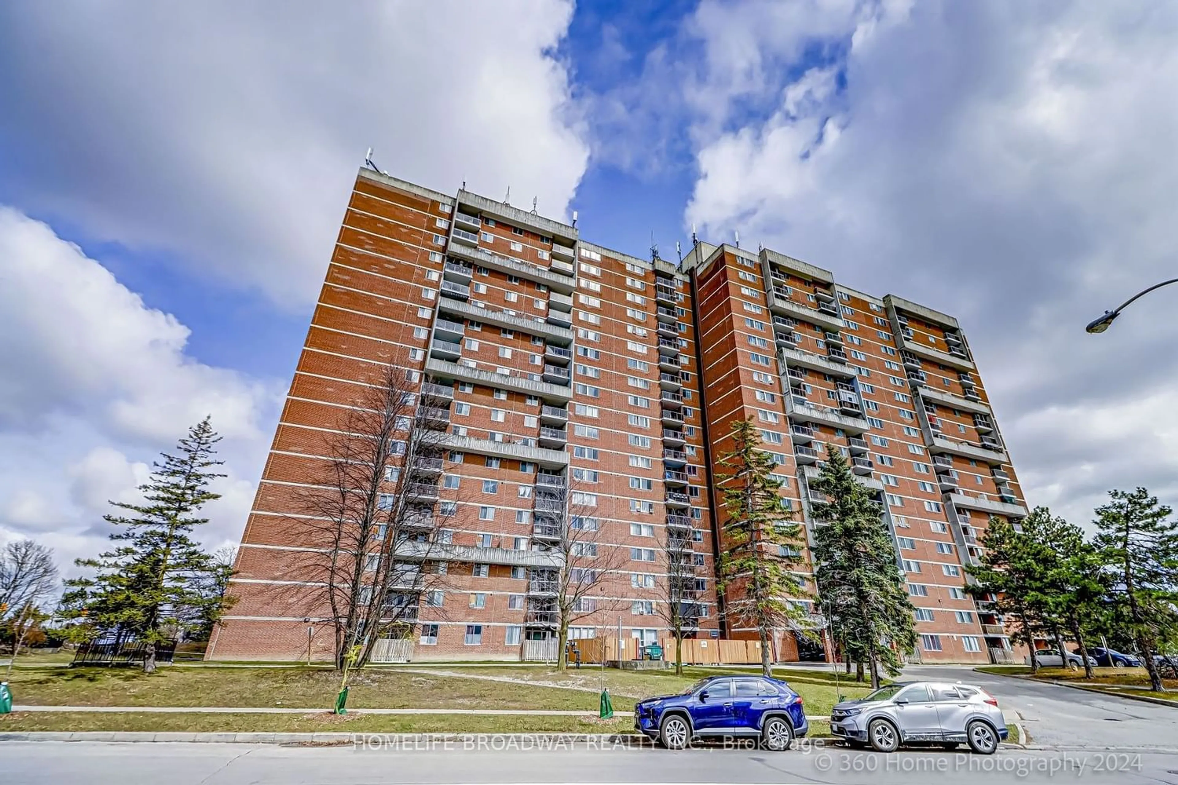 A pic from exterior of the house or condo for 100 Wingarden Crt #1906, Toronto Ontario M1B 2P4