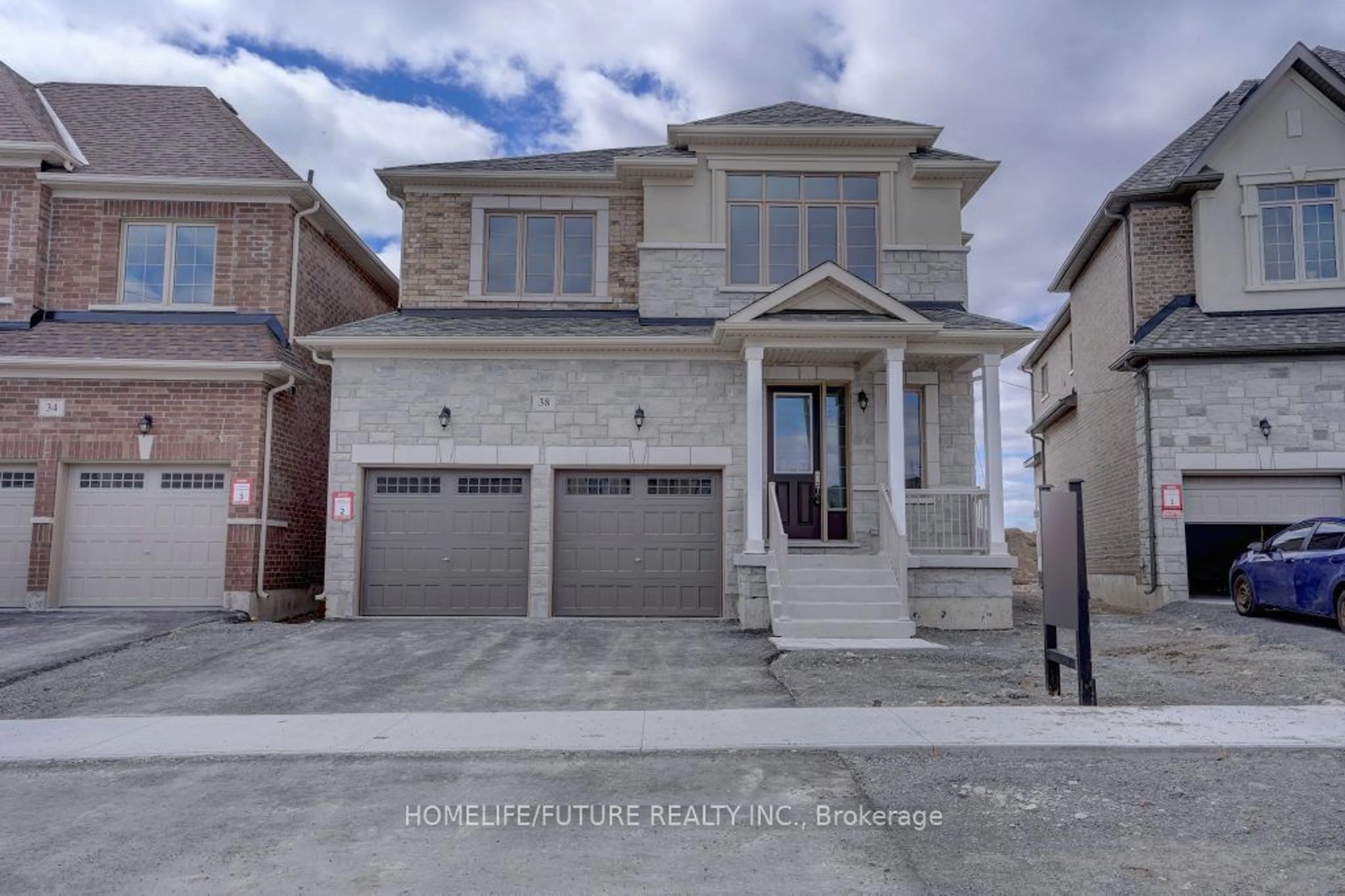 Frontside or backside of a home for 38 Wesley Brooks St, Clarington Ontario L1B 0W1