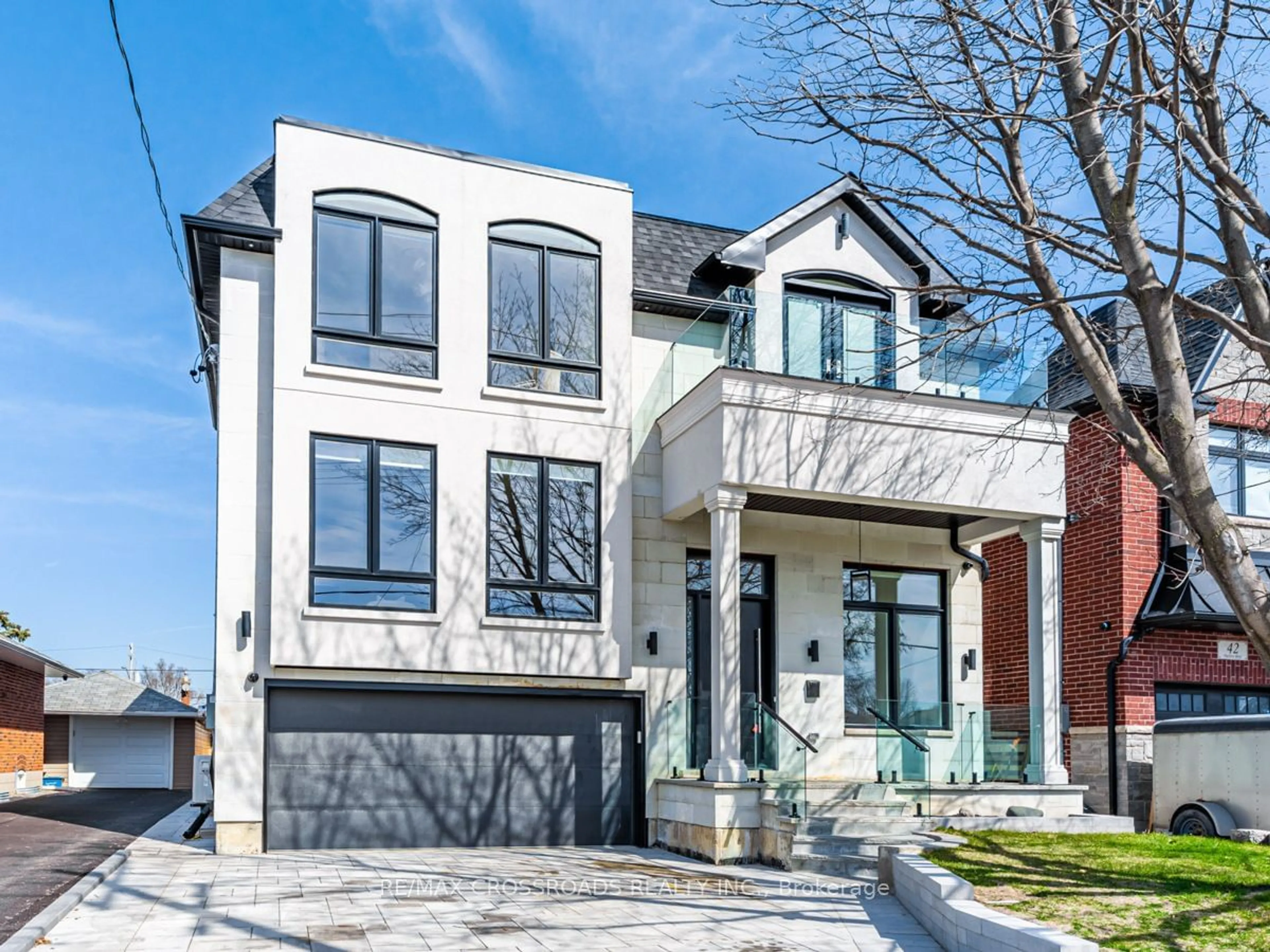 Home with brick exterior material for 40 Pachino Blvd, Toronto Ontario M1R 4J5