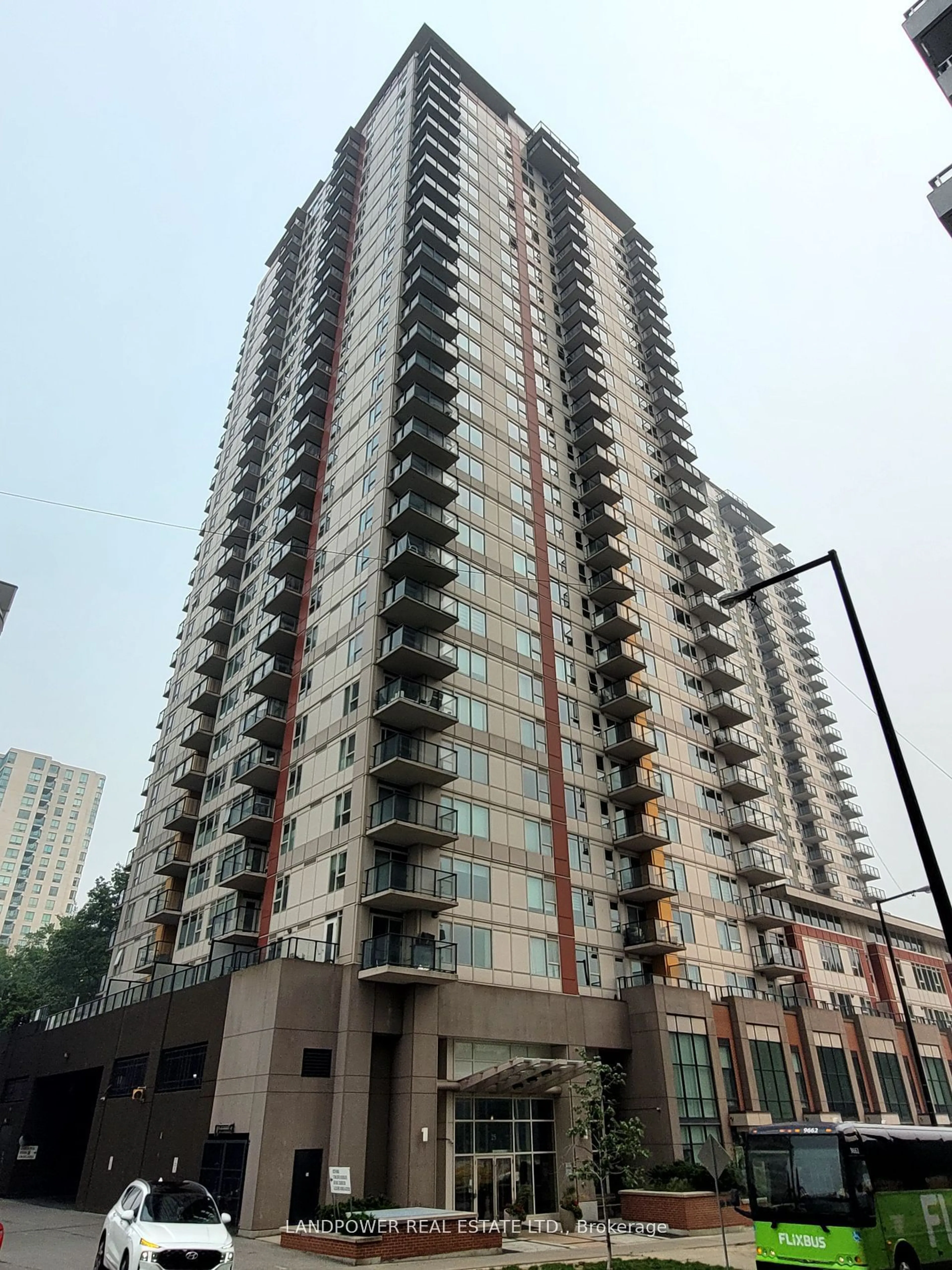 A pic from exterior of the house or condo for 25 Town Centre Crt #Uph07, Toronto Ontario M1P 0B4