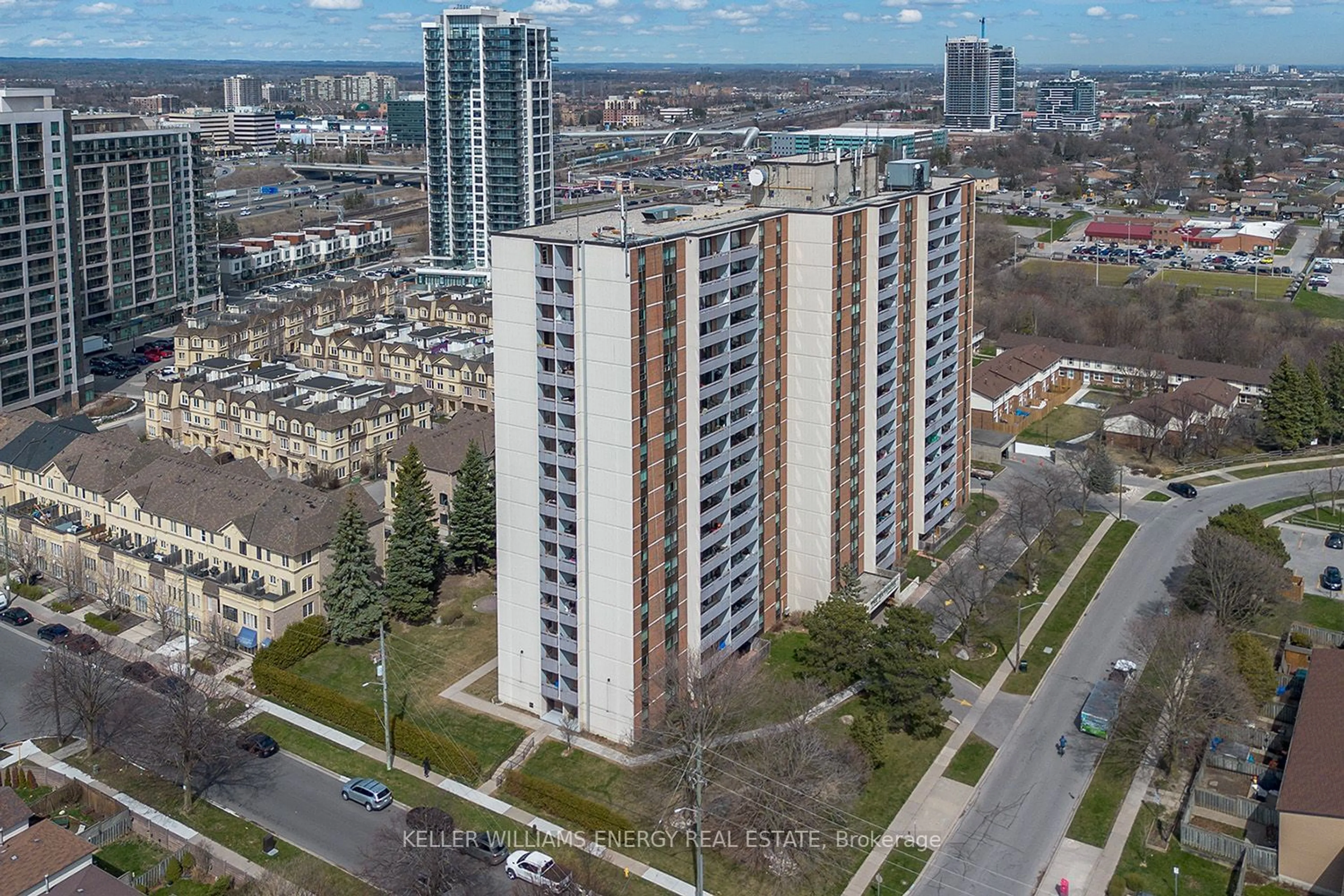 A pic from exterior of the house or condo for 1210 Radom St #1903, Pickering Ontario L1W 2Z3