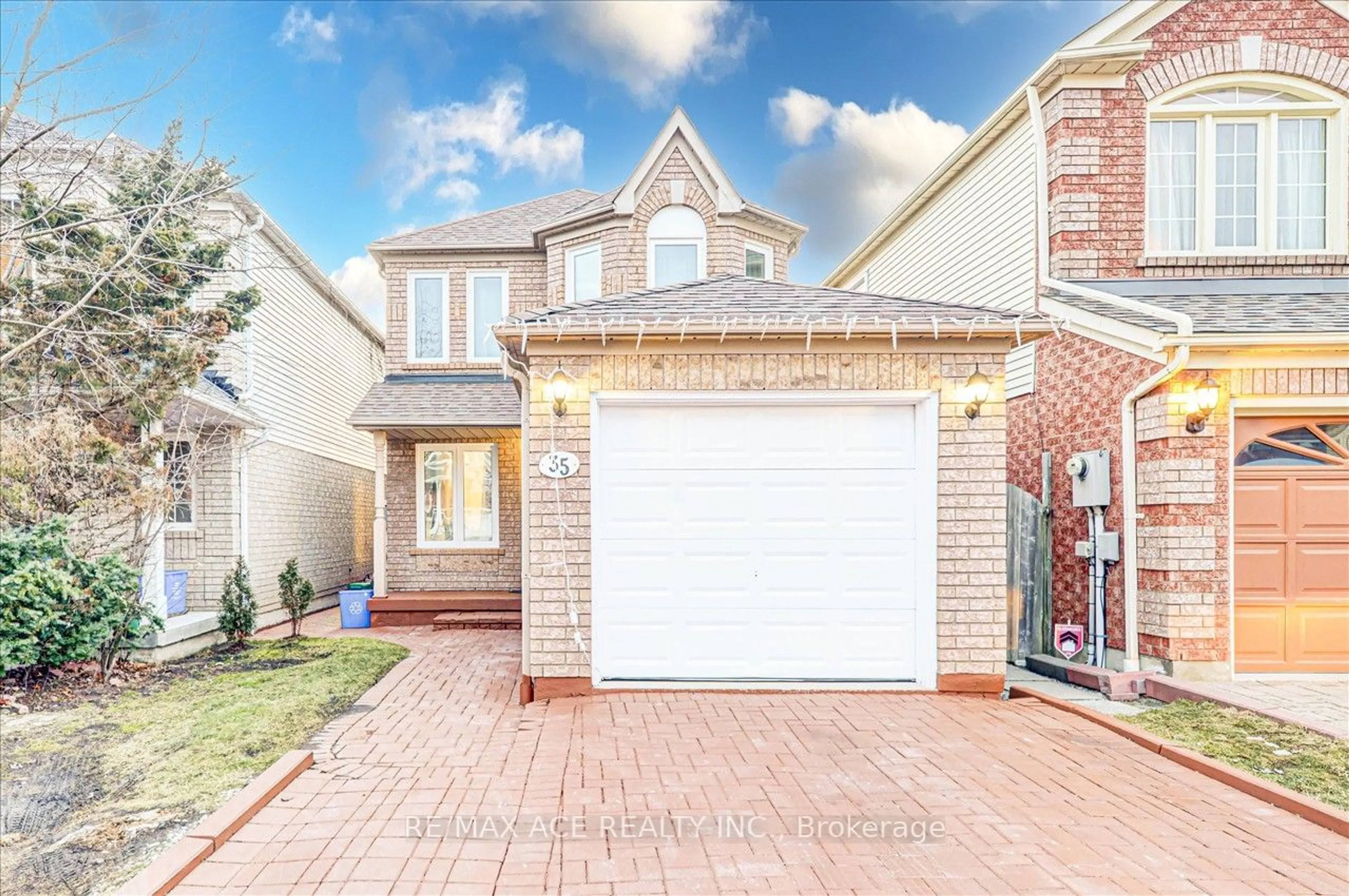 Home with brick exterior material for 35 Lax Ave, Ajax Ontario L1Z 1G7