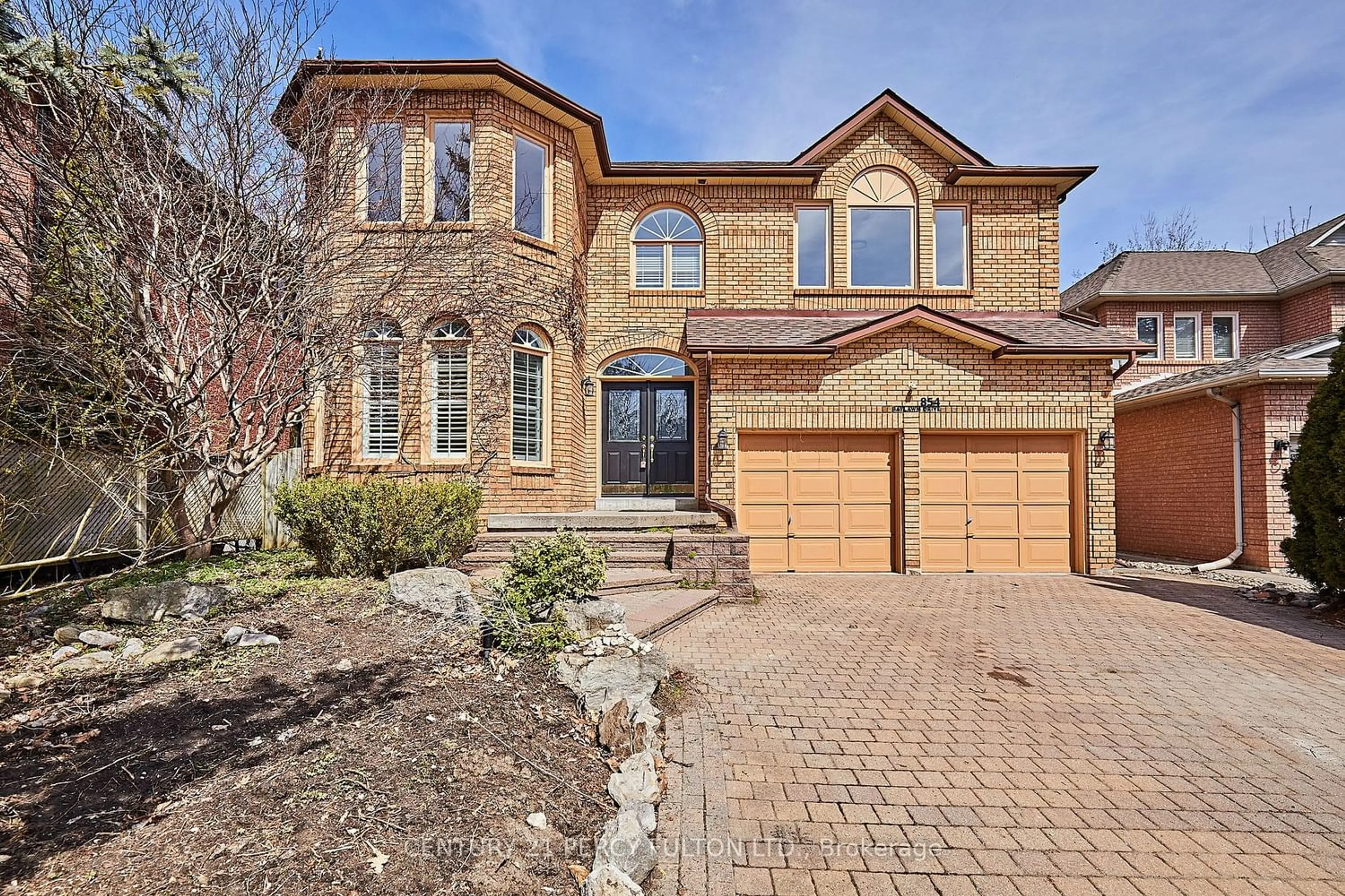 Home with brick exterior material for 854 Baylawn Dr, Pickering Ontario L1X 2R9