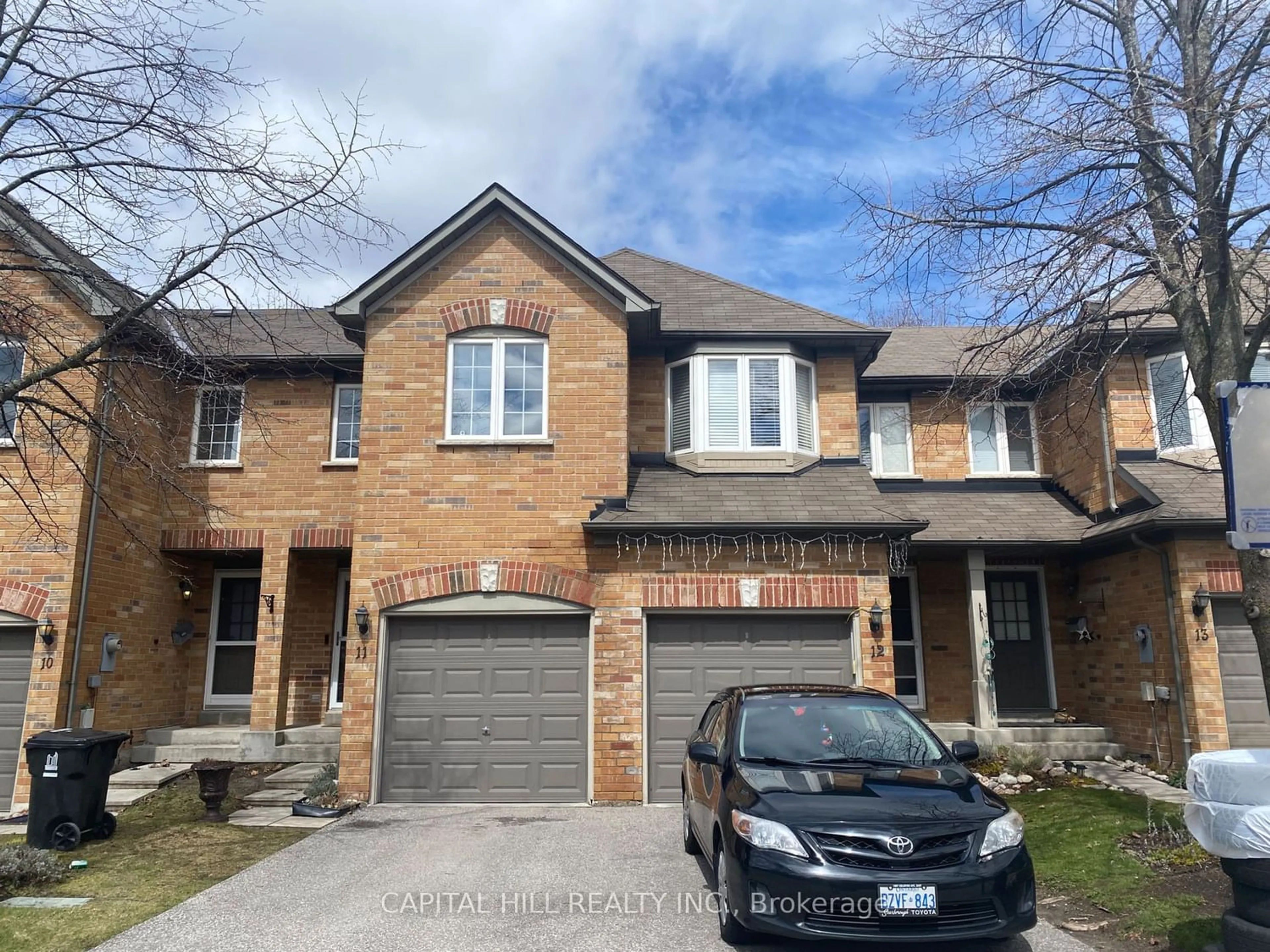 Home with brick exterior material for 6400 Lawrence Ave #12, Toronto Ontario M1C 5C7
