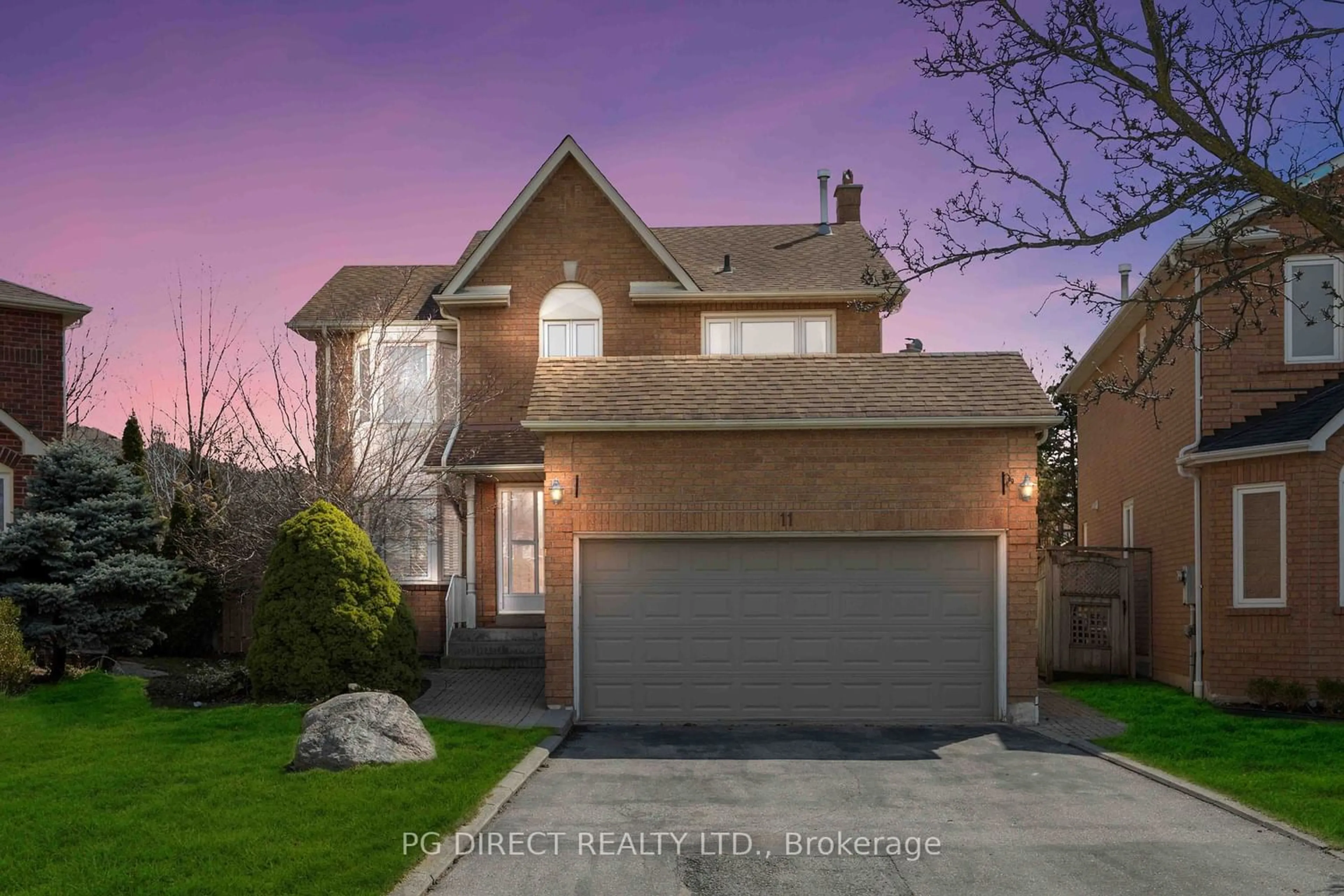 Frontside or backside of a home for 11 Hawker Crt, Ajax Ontario L1T 3N1