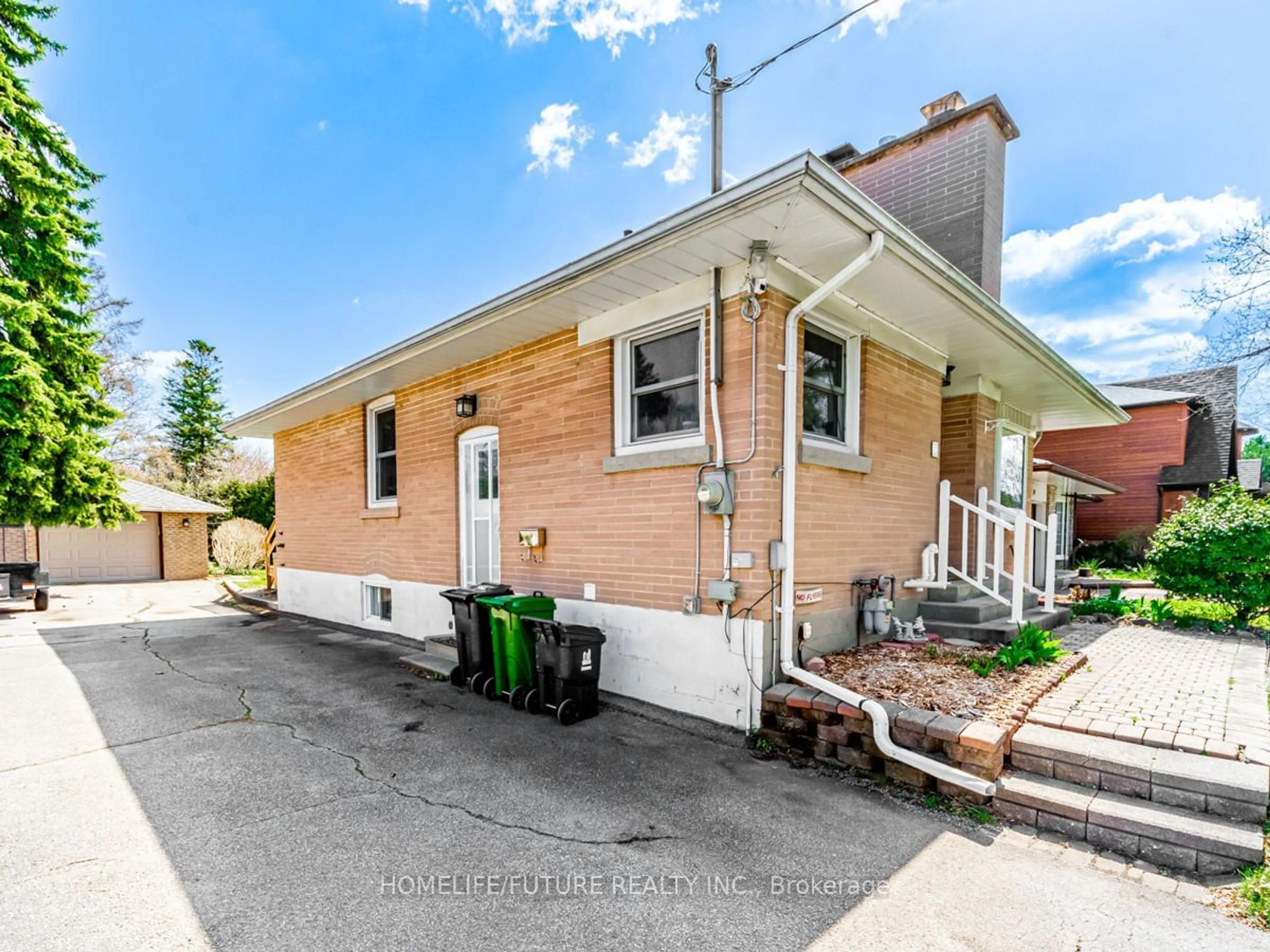 Frontside or backside of a home for 23 Cedarview Dr, Toronto Ontario M1C 2K5