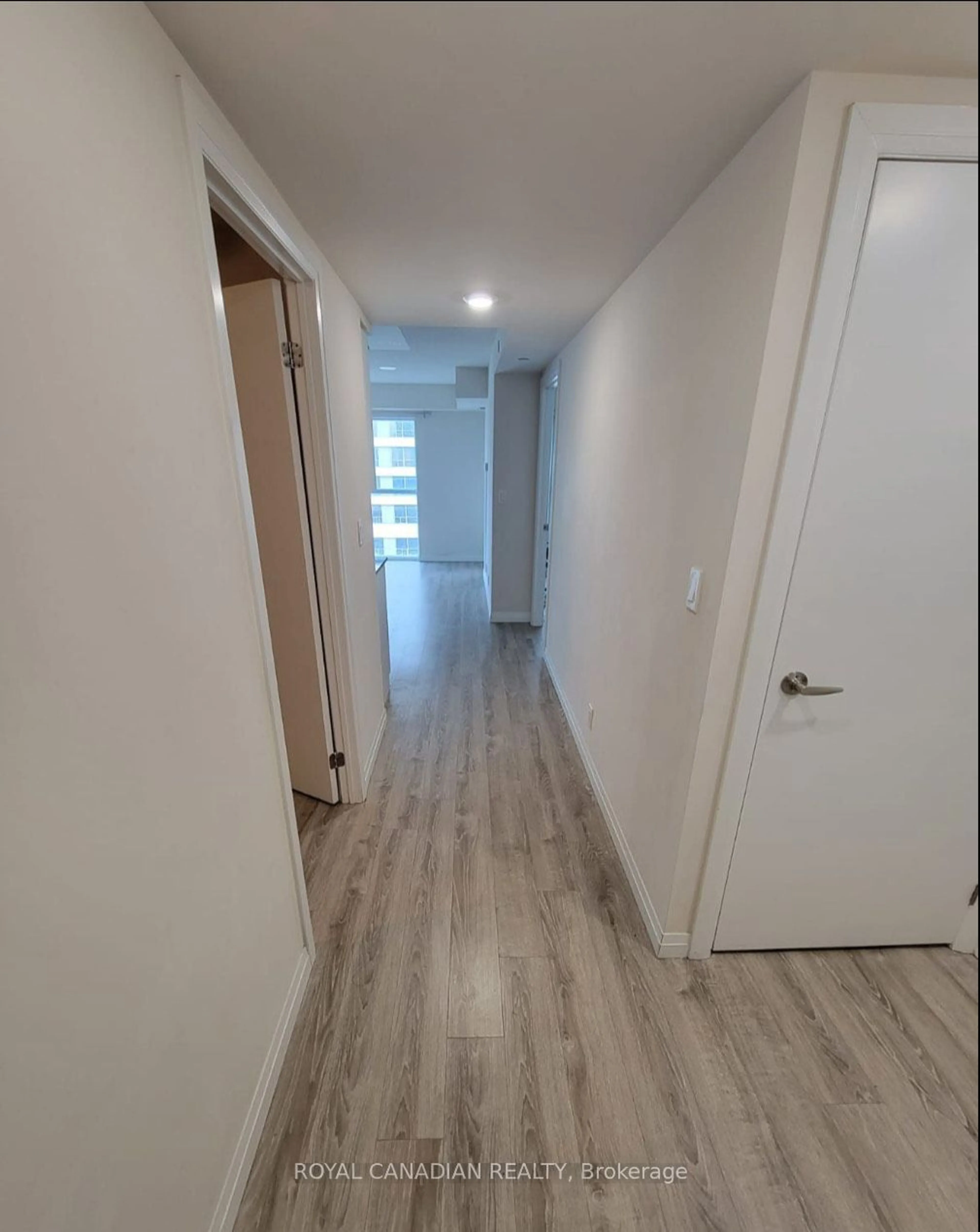 A pic of a room for 2152 Lawrence Ave #604, Toronto Ontario M1R 0B5
