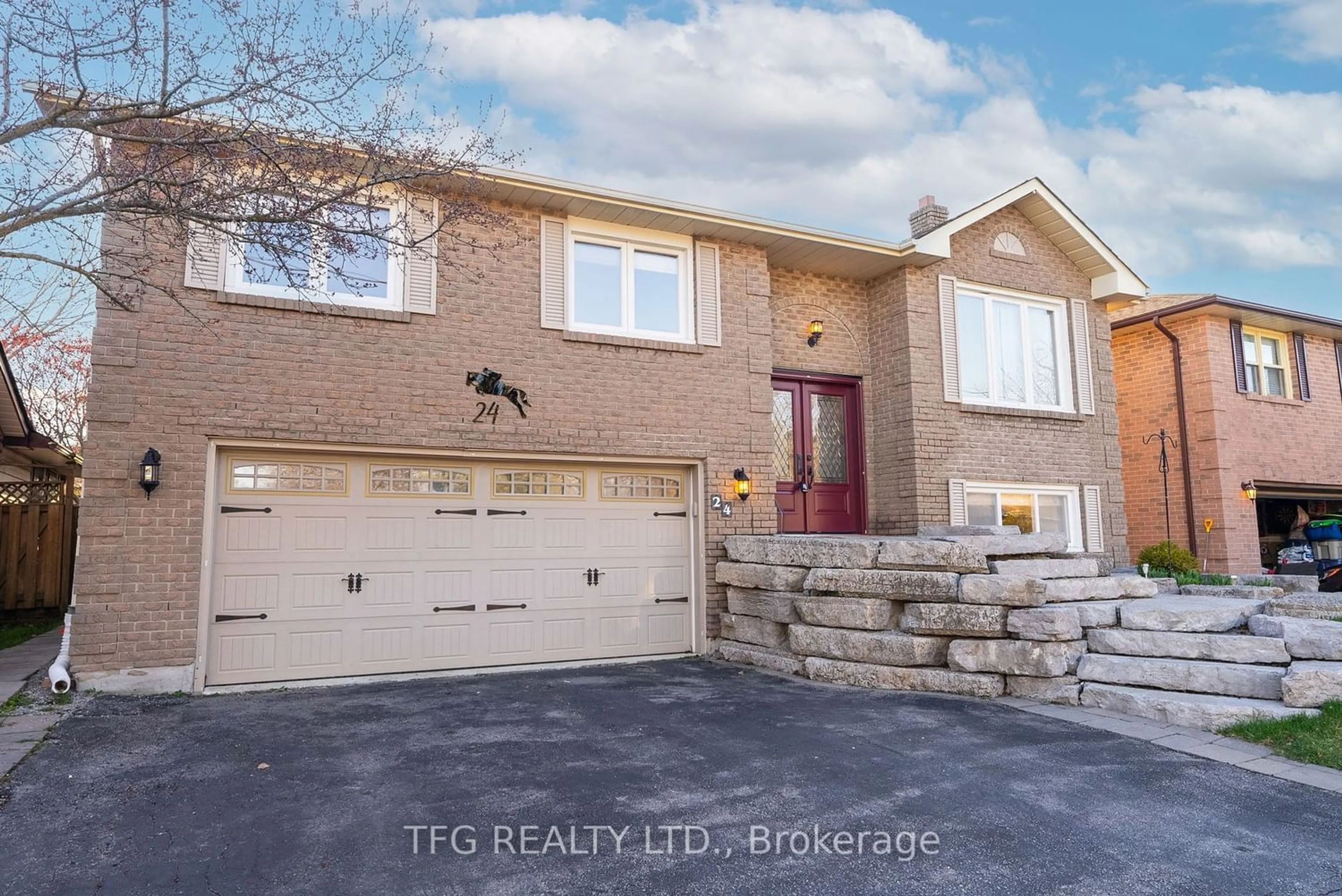 Frontside or backside of a home for 24 Centerfield Dr, Clarington Ontario L1E 1H5