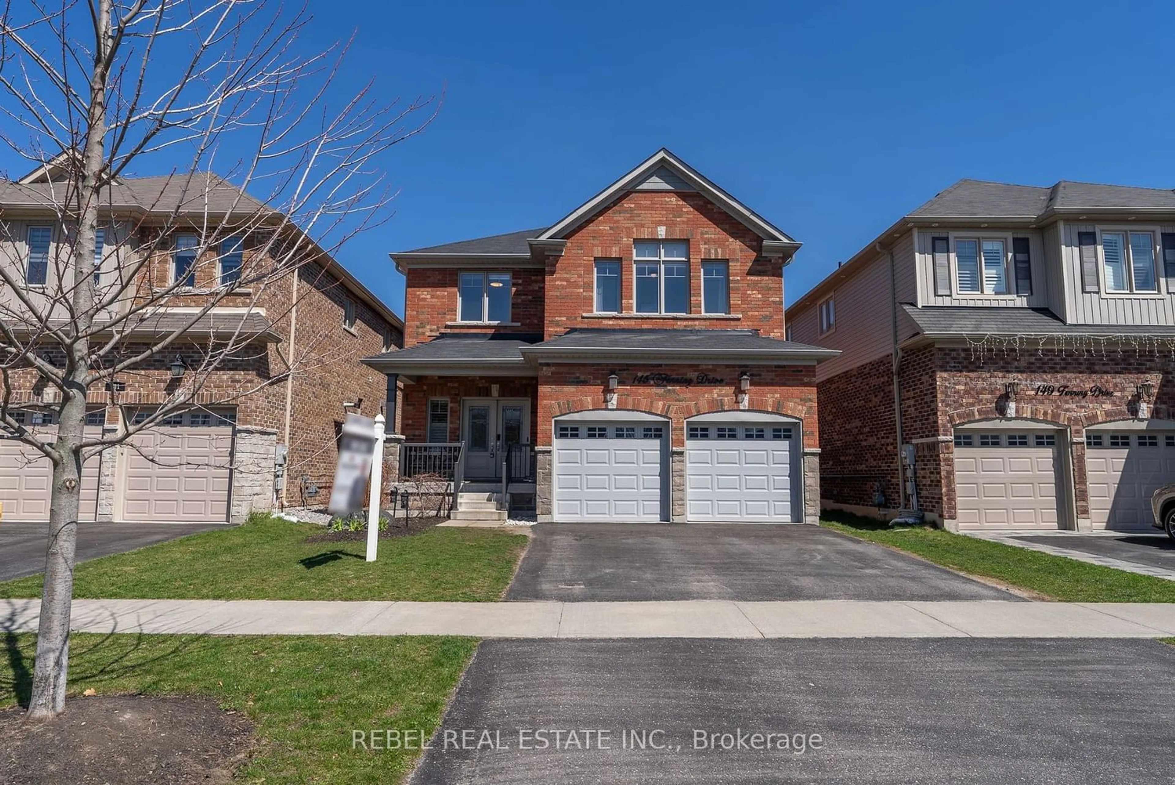 Frontside or backside of a home for 145 Fenning Dr, Clarington Ontario L1E 3H1