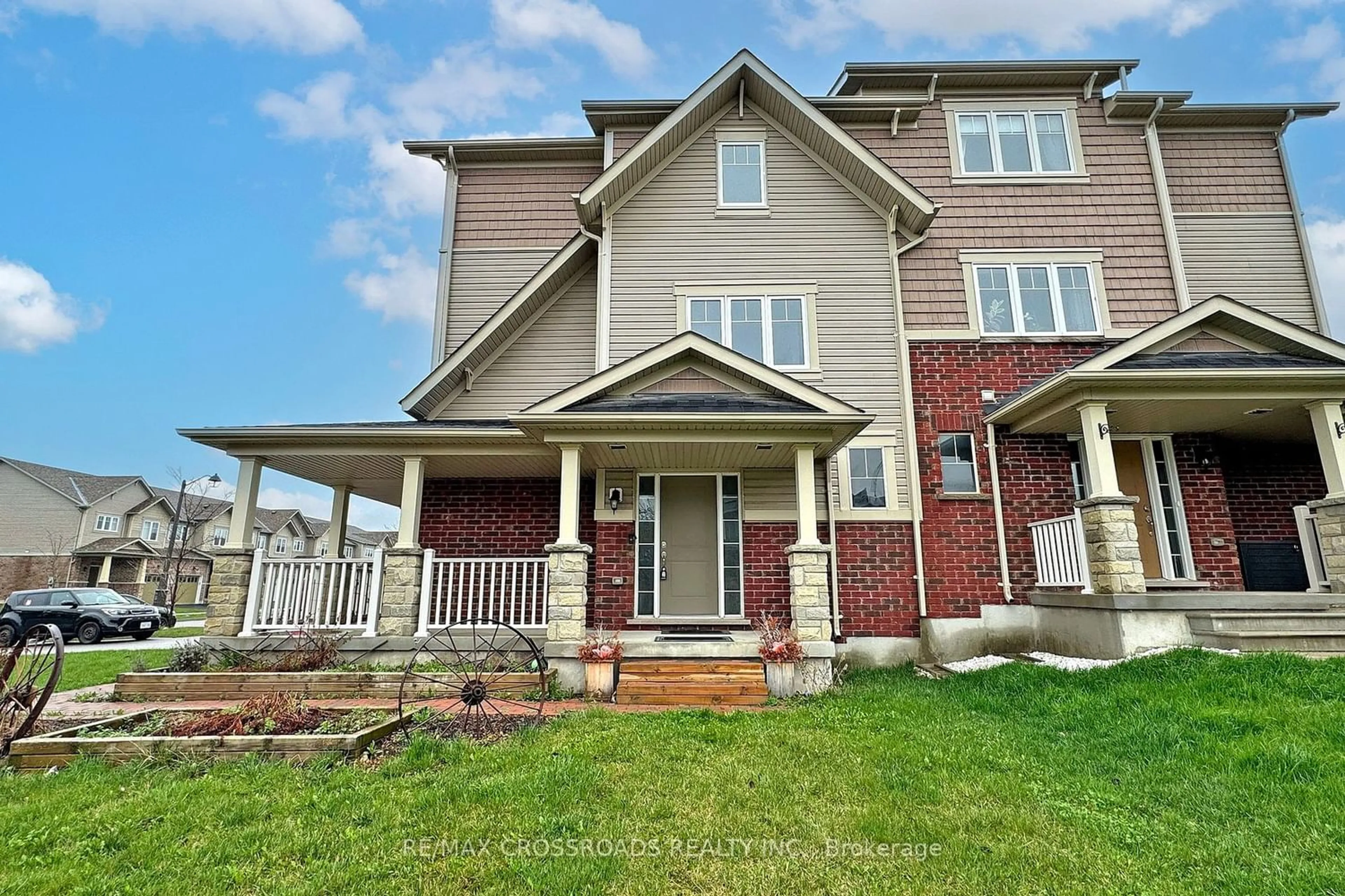 A pic from exterior of the house or condo for 56 Artania St, Oshawa Ontario K6H 5R6
