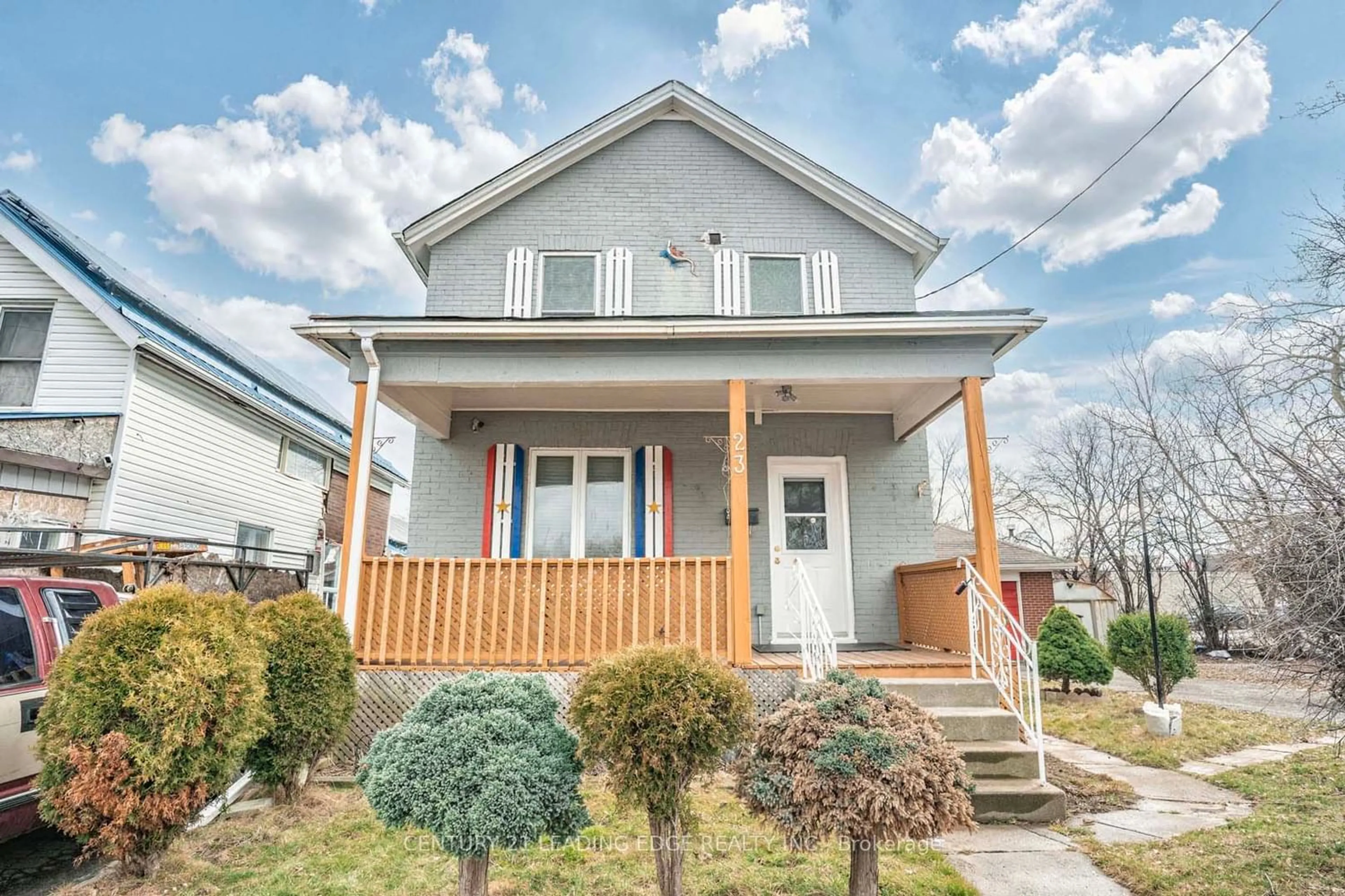 Frontside or backside of a home for 23 Albany St, Oshawa Ontario L1H 2Y9