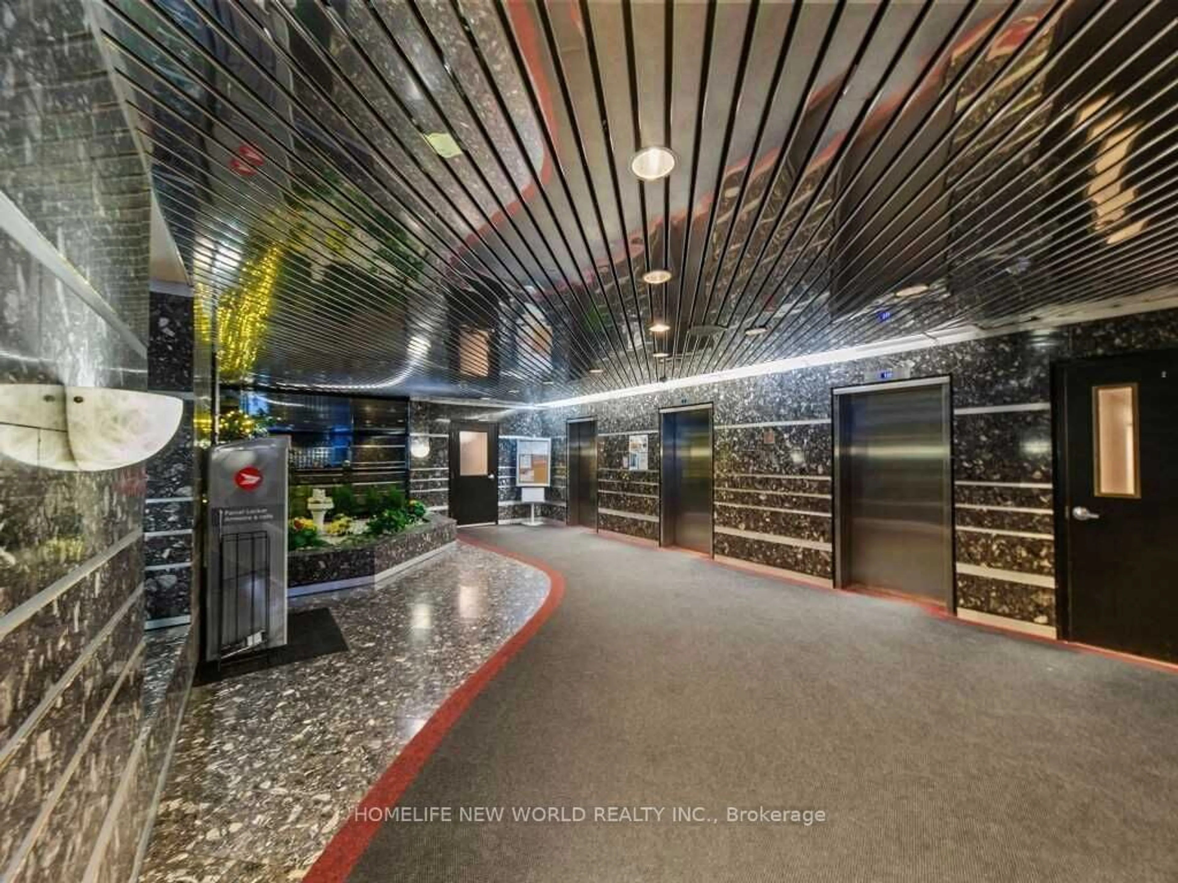 Indoor lobby for 4727 Sheppard Ave #305, Toronto Ontario M1S 5B3