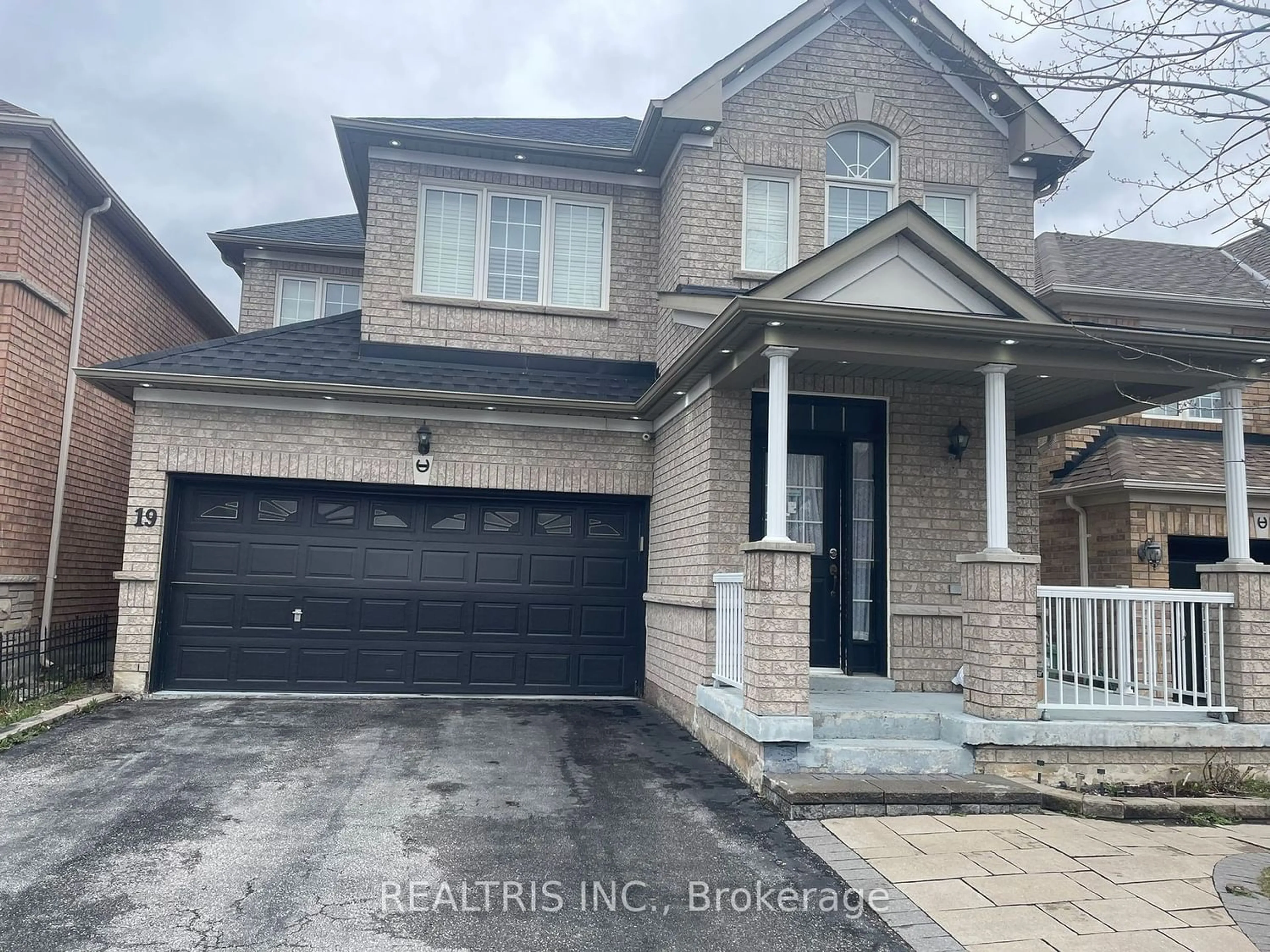 Home with brick exterior material for 19 Fallen Oak St, Toronto Ontario M1X 1V7