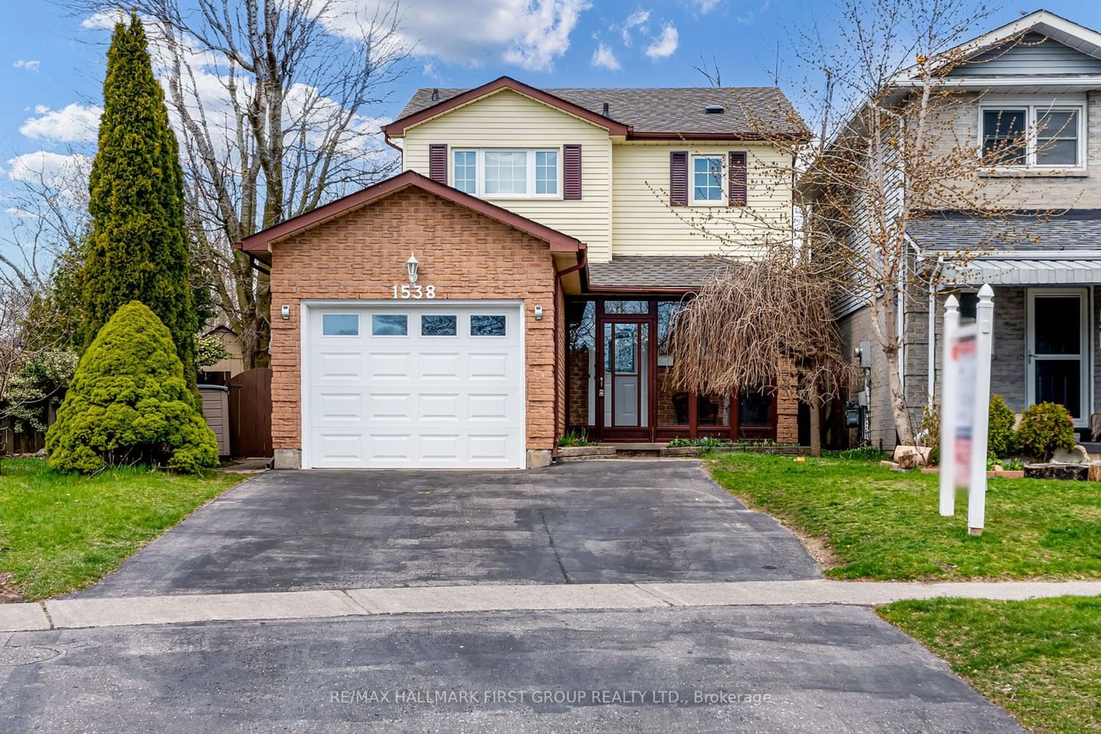 Frontside or backside of a home for 1538 Norwill Cres, Oshawa Ontario L1G 7T9