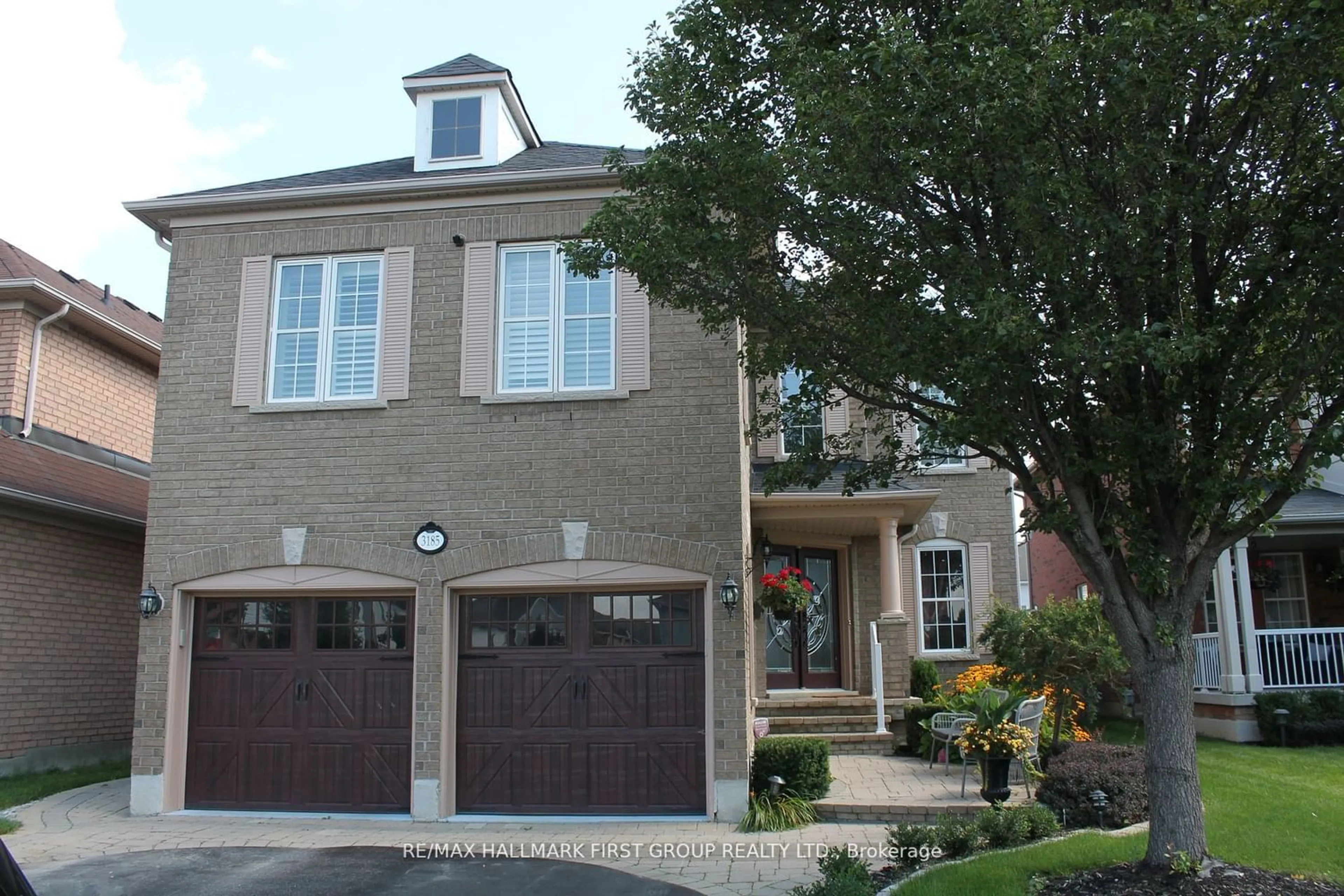Home with brick exterior material for 3185 Country Lane, Whitby Ontario L1P 0A4