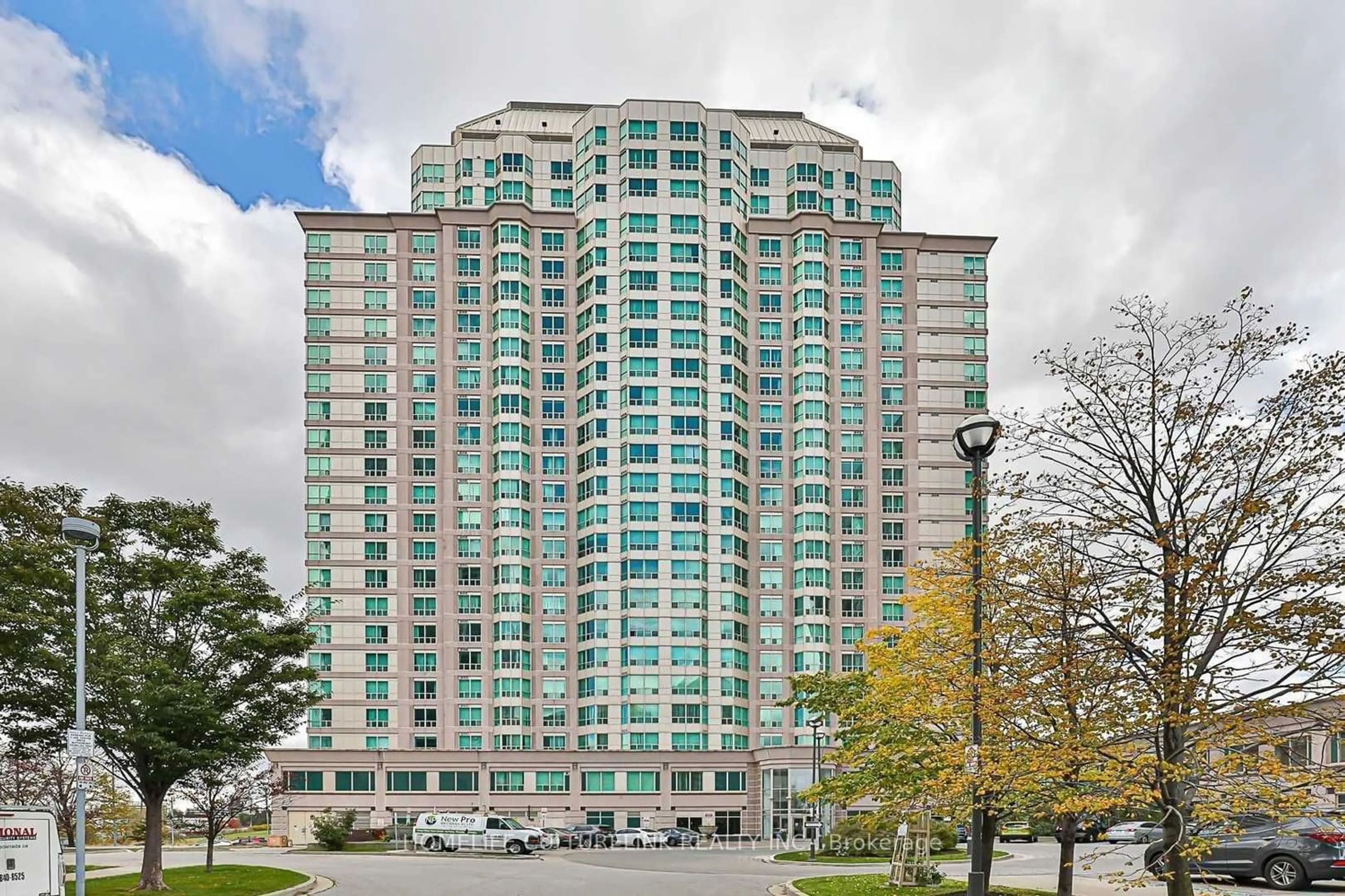 A pic from exterior of the house or condo for 11 Lee Centre Dr #2106, Toronto Ontario M1H 3J5