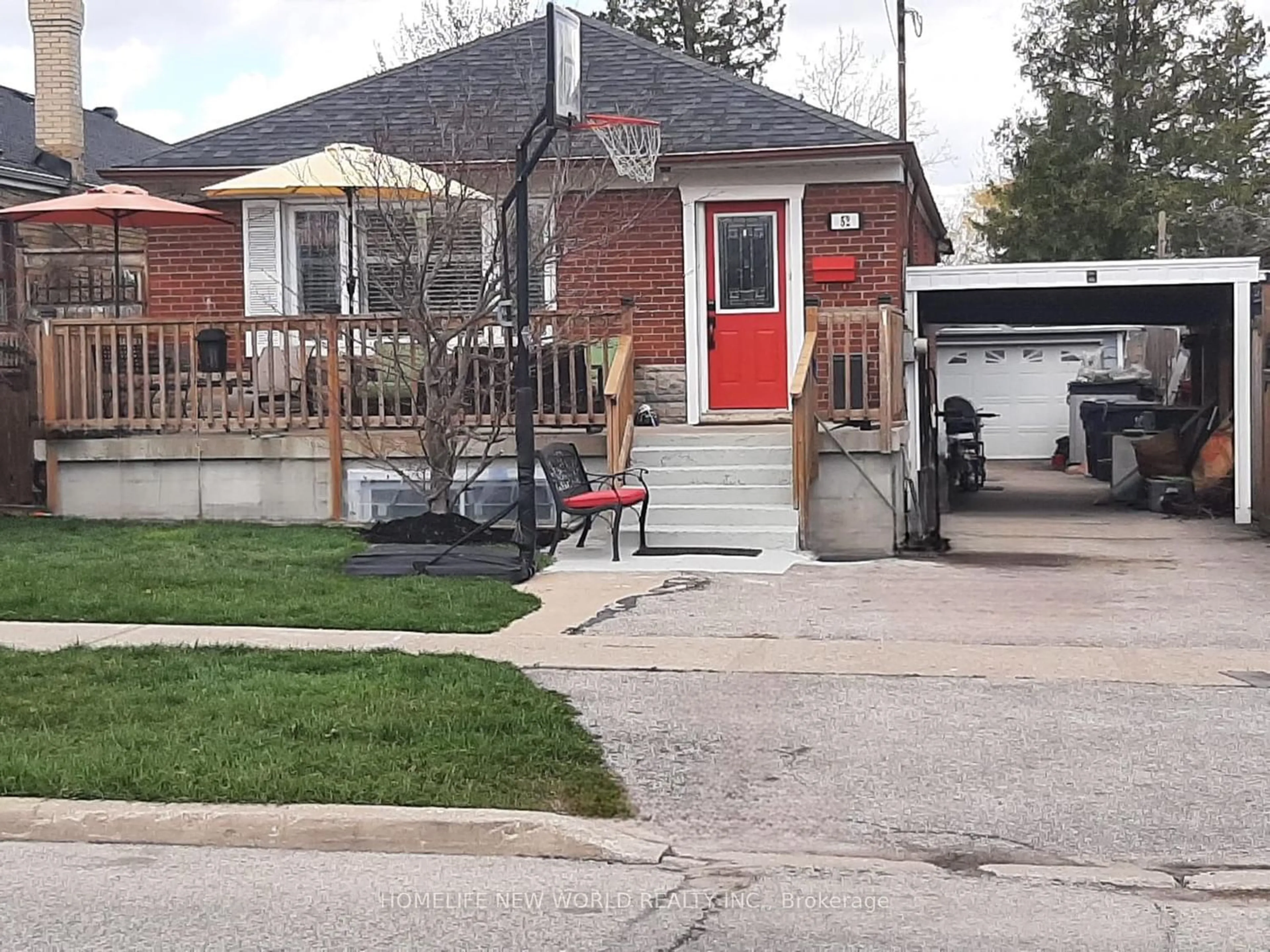 Frontside or backside of a home for 52 Ellendale Dr, Toronto Ontario M1P 1N5