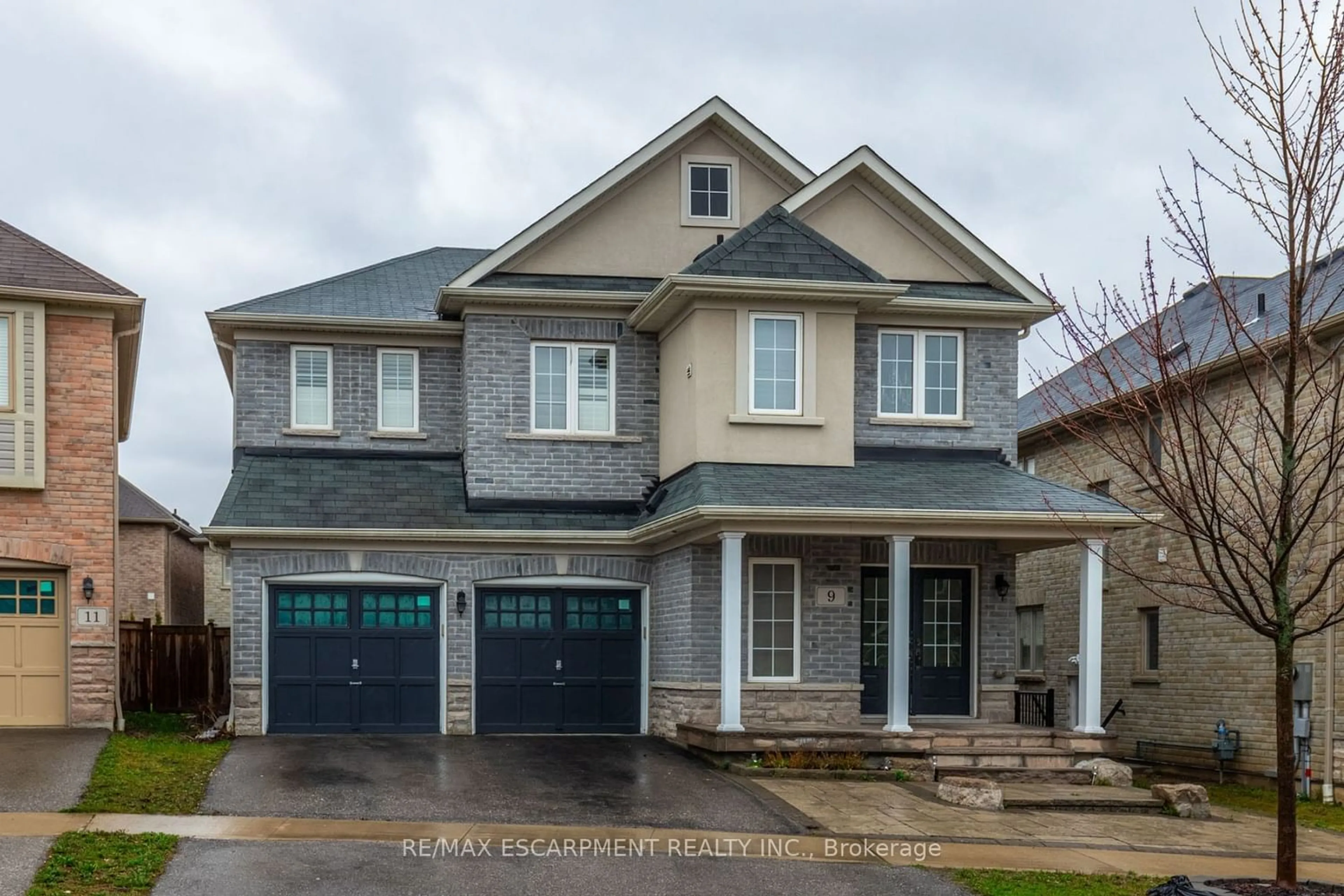 Frontside or backside of a home for 9 Mchugh Rd, Ajax Ontario L1Z 0M8