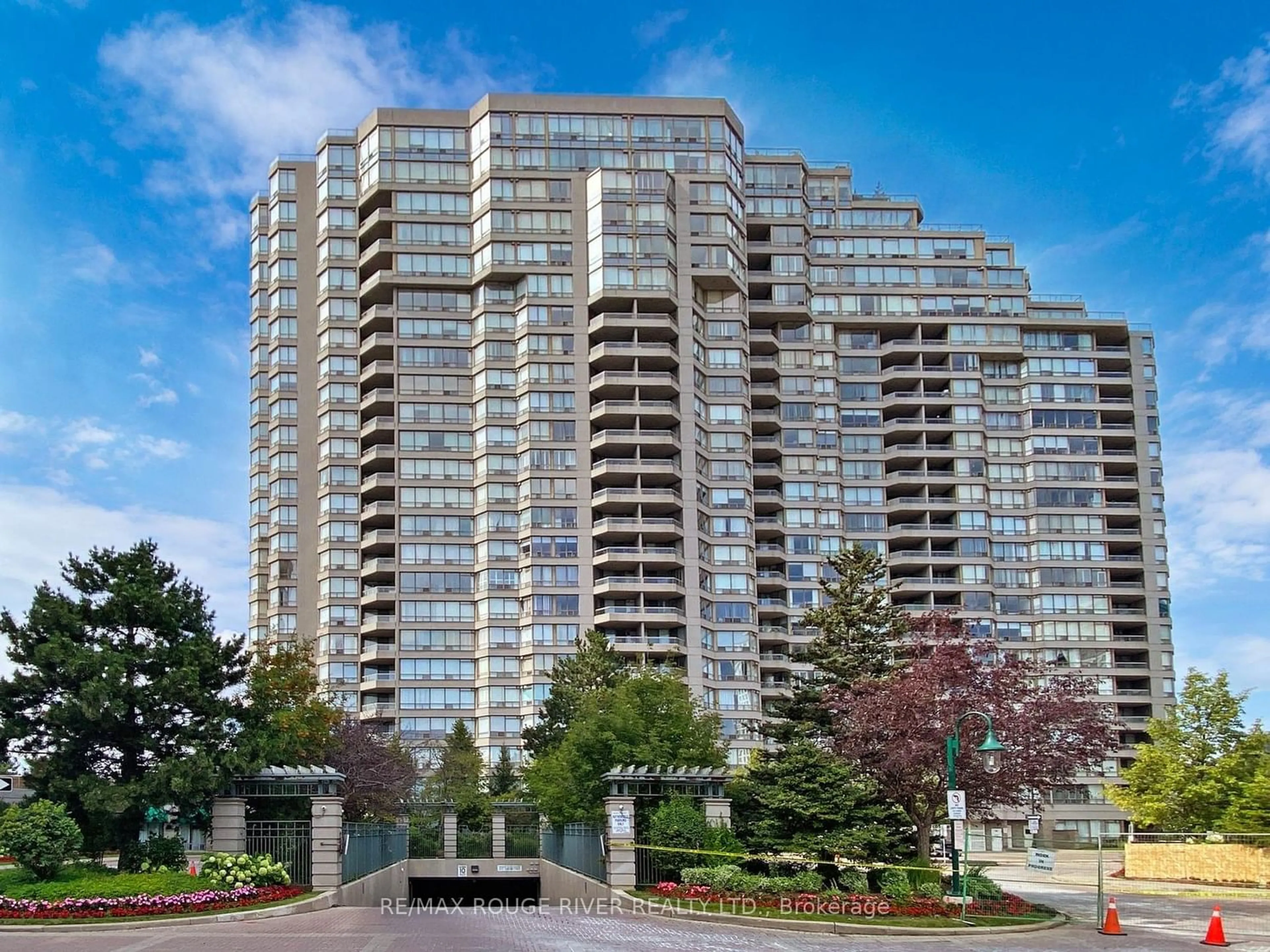 A pic from exterior of the house or condo for 138 Bonis Ave #1127, Toronto Ontario M1T 3V9