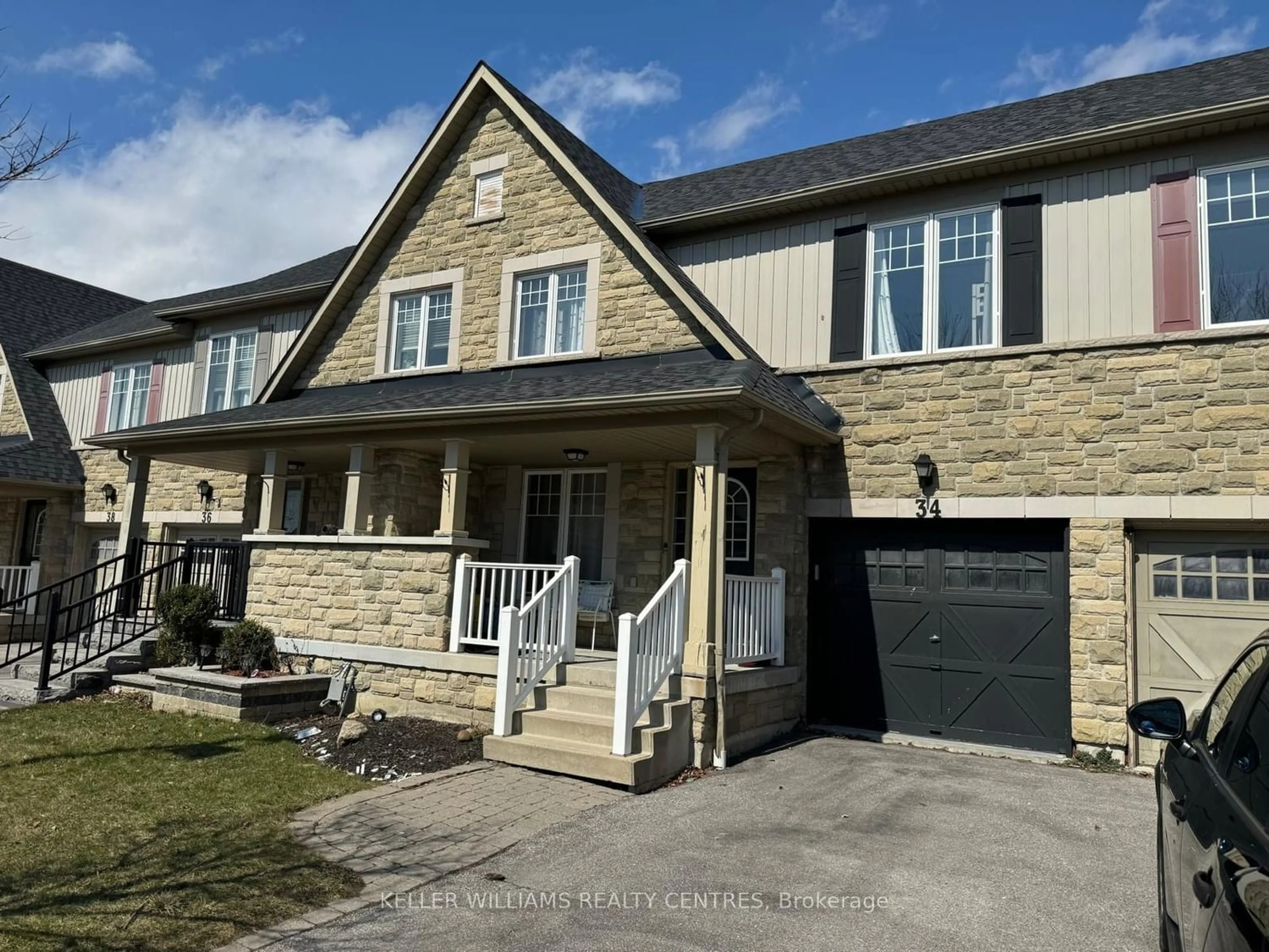 Frontside or backside of a home for 34 Haverhill Cres, Whitby Ontario L1R 3E7