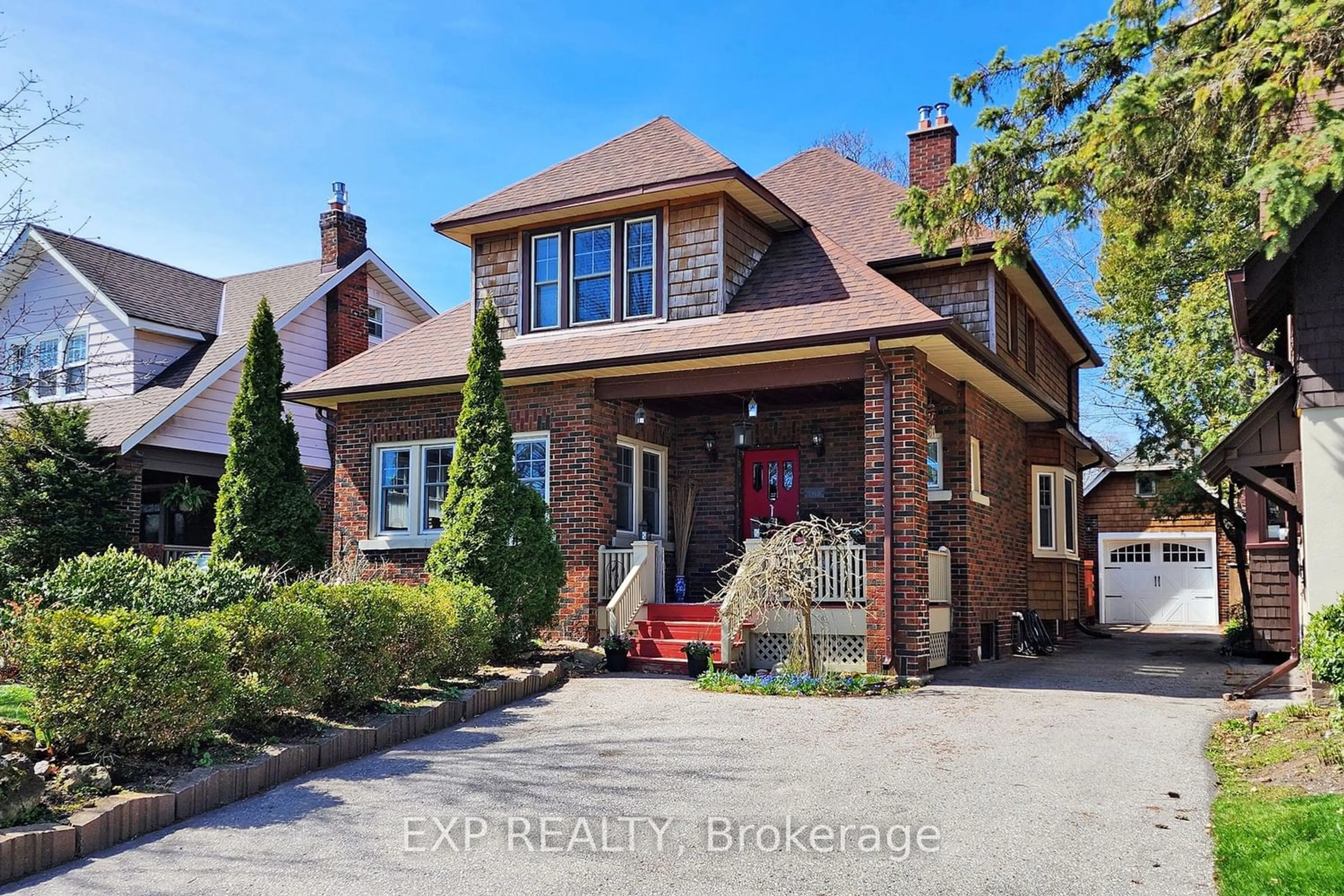 Home with brick exterior material for 398 Mary St, Oshawa Ontario L1G 5E1