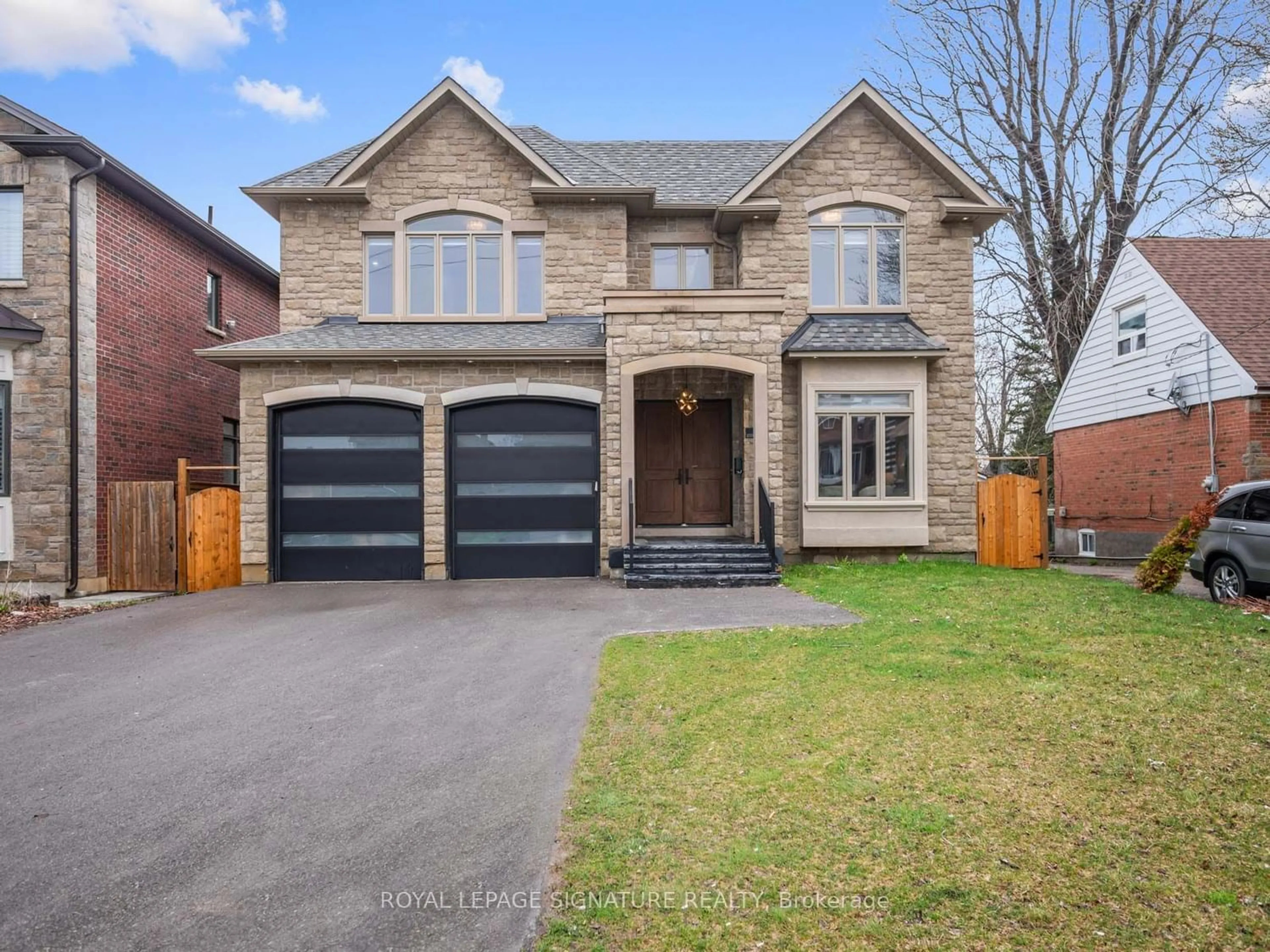 Home with brick exterior material for 88 Bellamy Rd, Toronto Ontario M1M 3P7