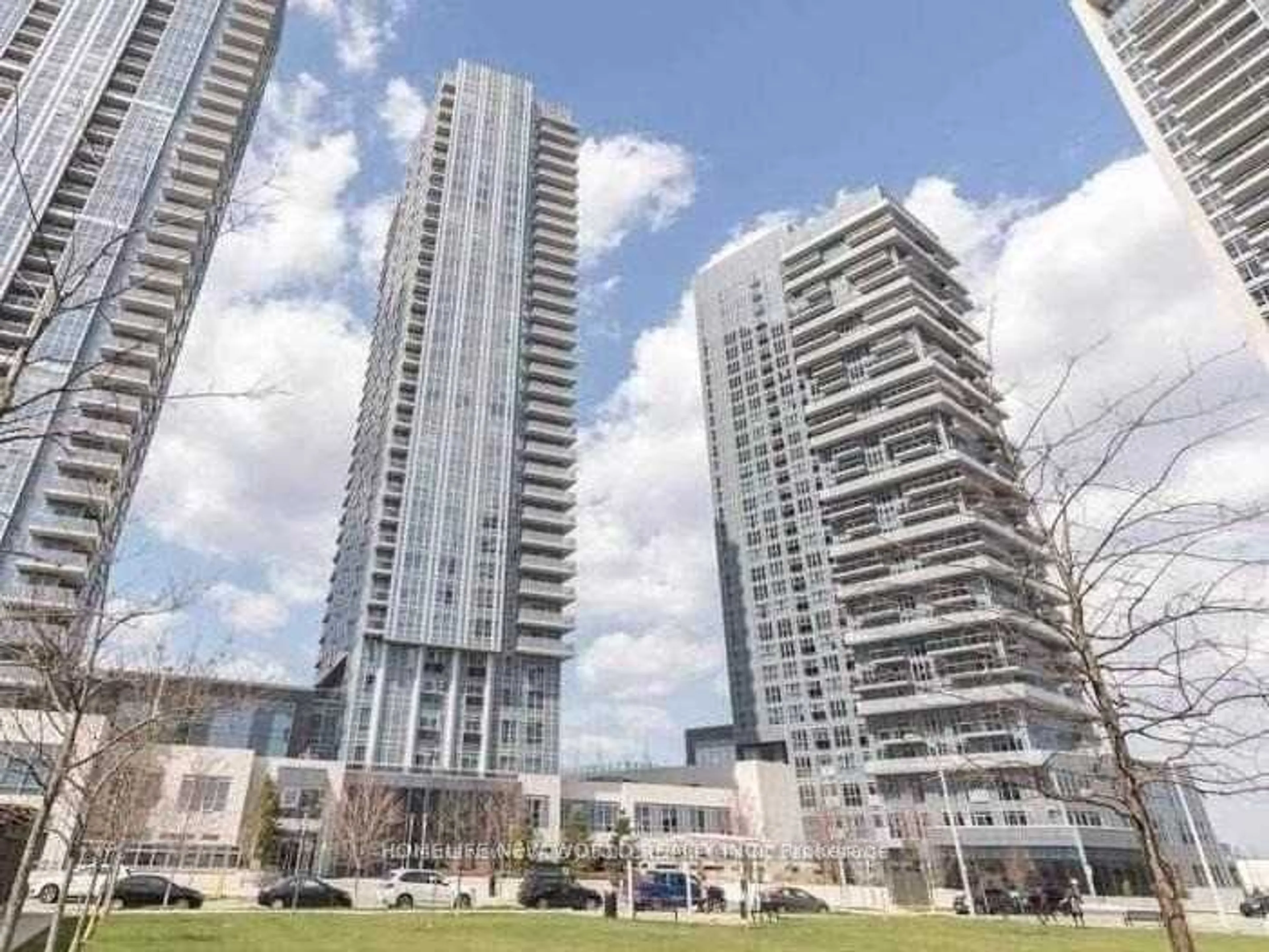 A pic from exterior of the house or condo for 255 Village Green Sq #1305, Toronto Ontario M1S 0L3