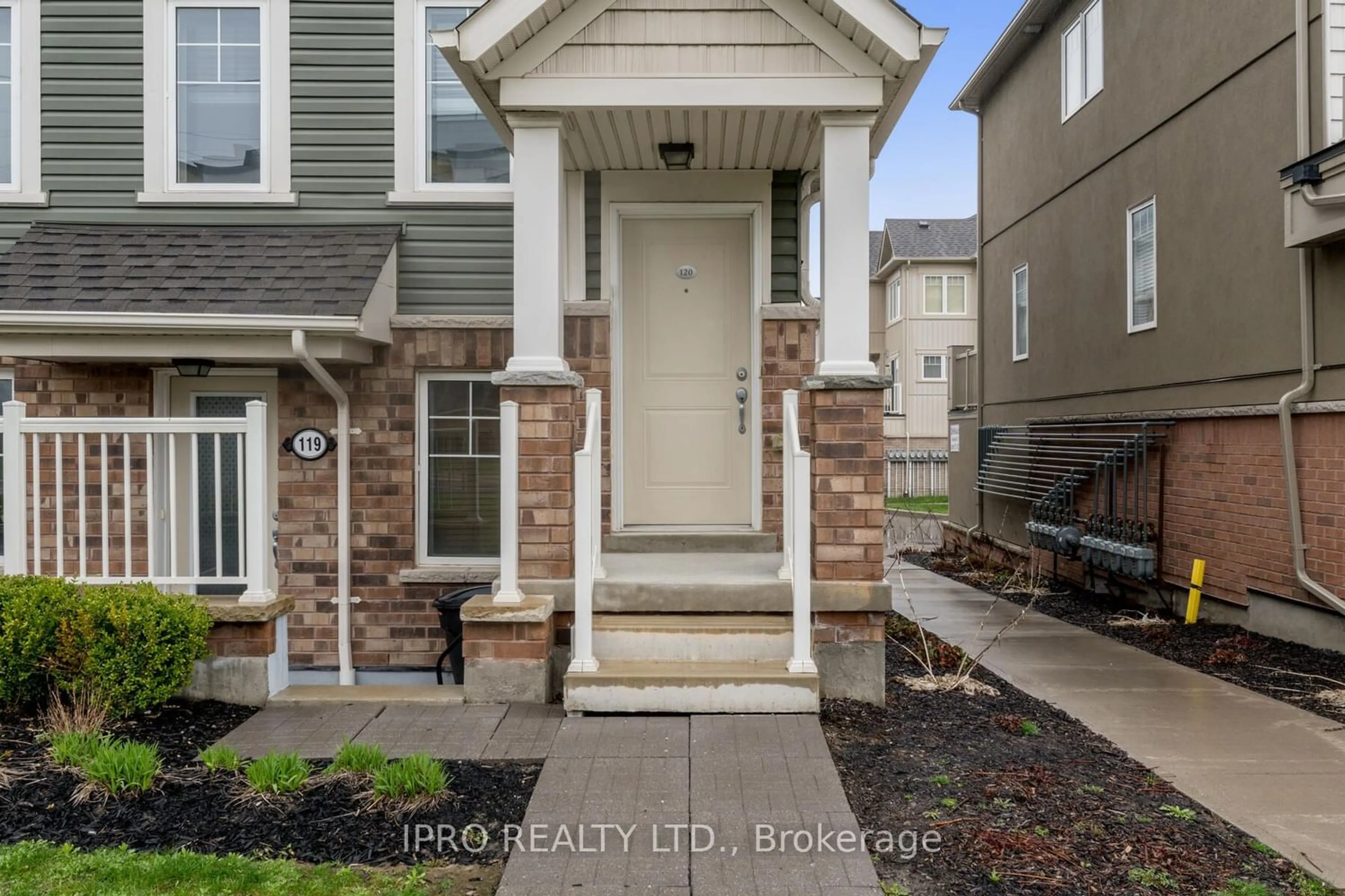A pic from exterior of the house or condo for 2500 Hill Rise Crt #120, Oshawa Ontario L1L 0M6