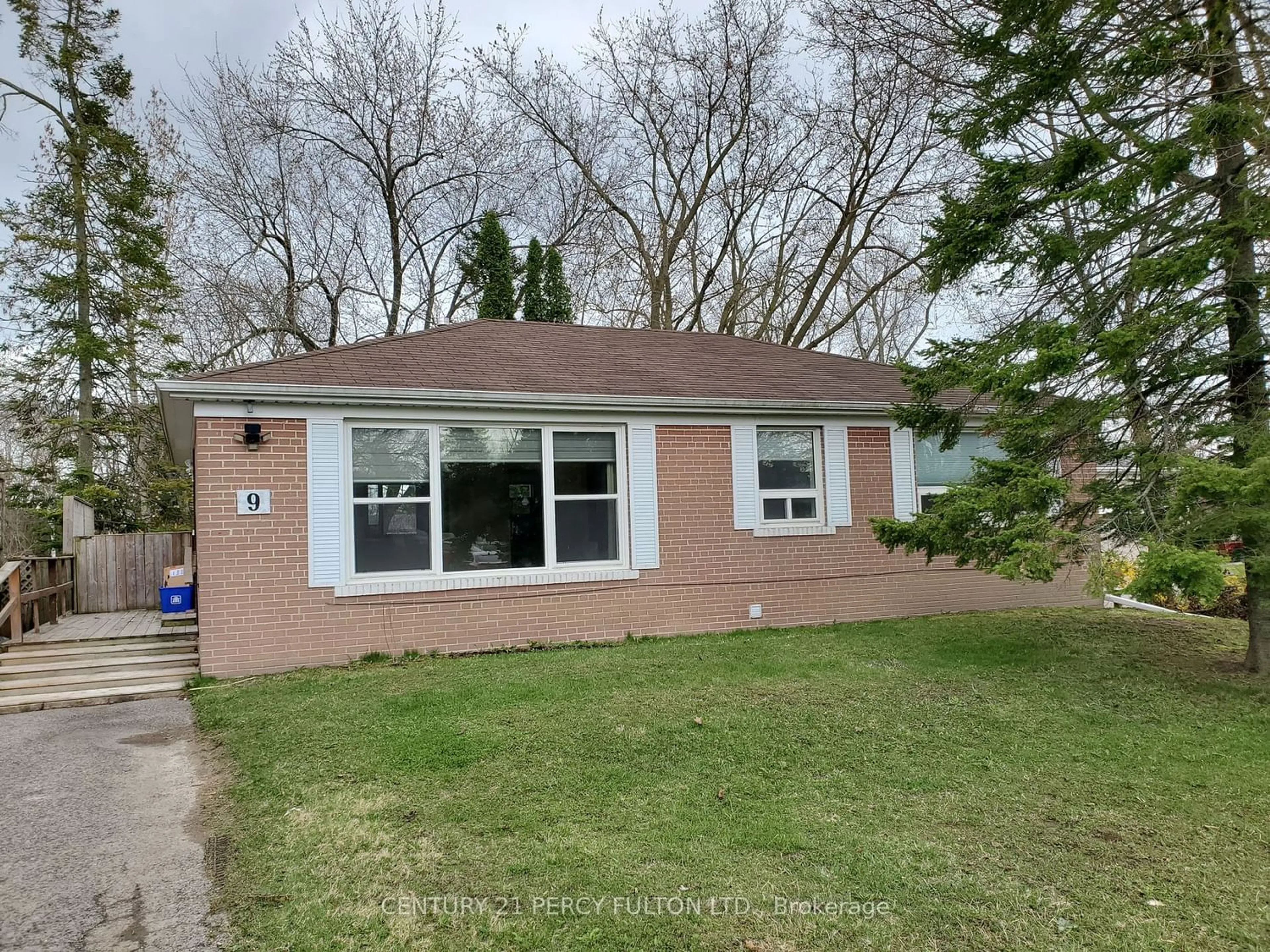 Frontside or backside of a home for 9 Hiley Ave, Ajax Ontario L1S 6H3