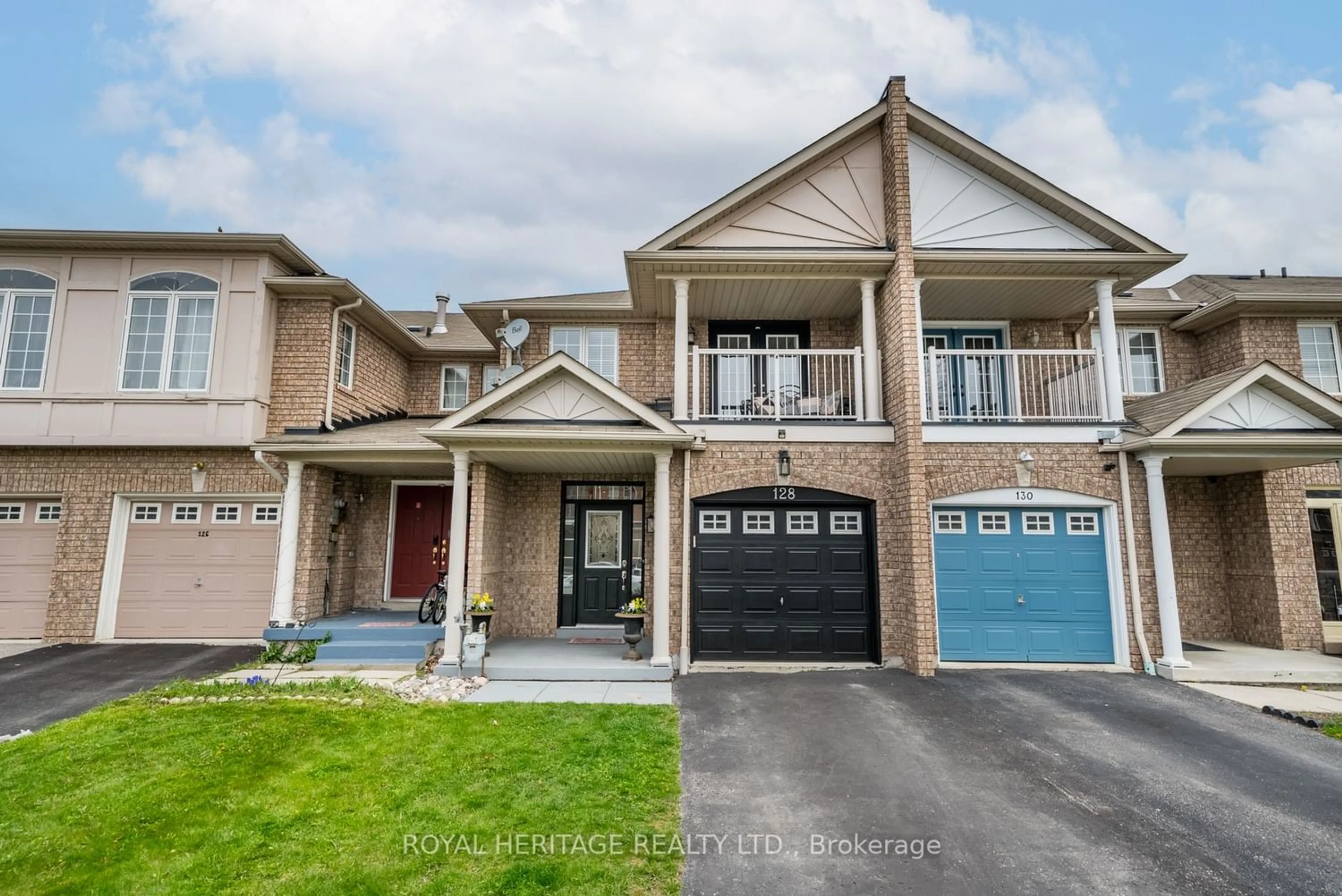 A pic from exterior of the house or condo for 128 Angier Cres, Ajax Ontario L1S 7R5