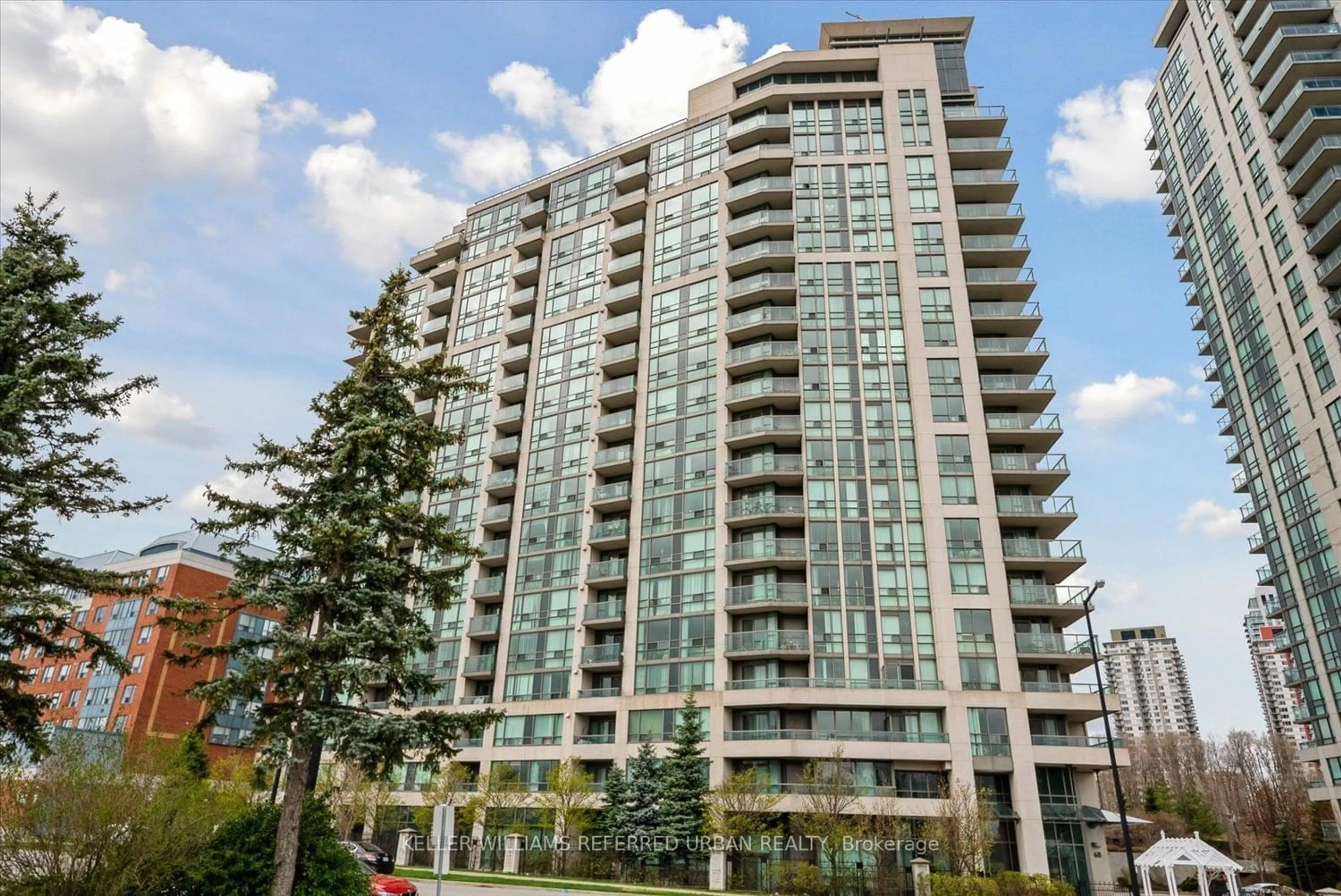 A pic from exterior of the house or condo for 68 Grangeway Ave #1211, Toronto Ontario M1H 0A1