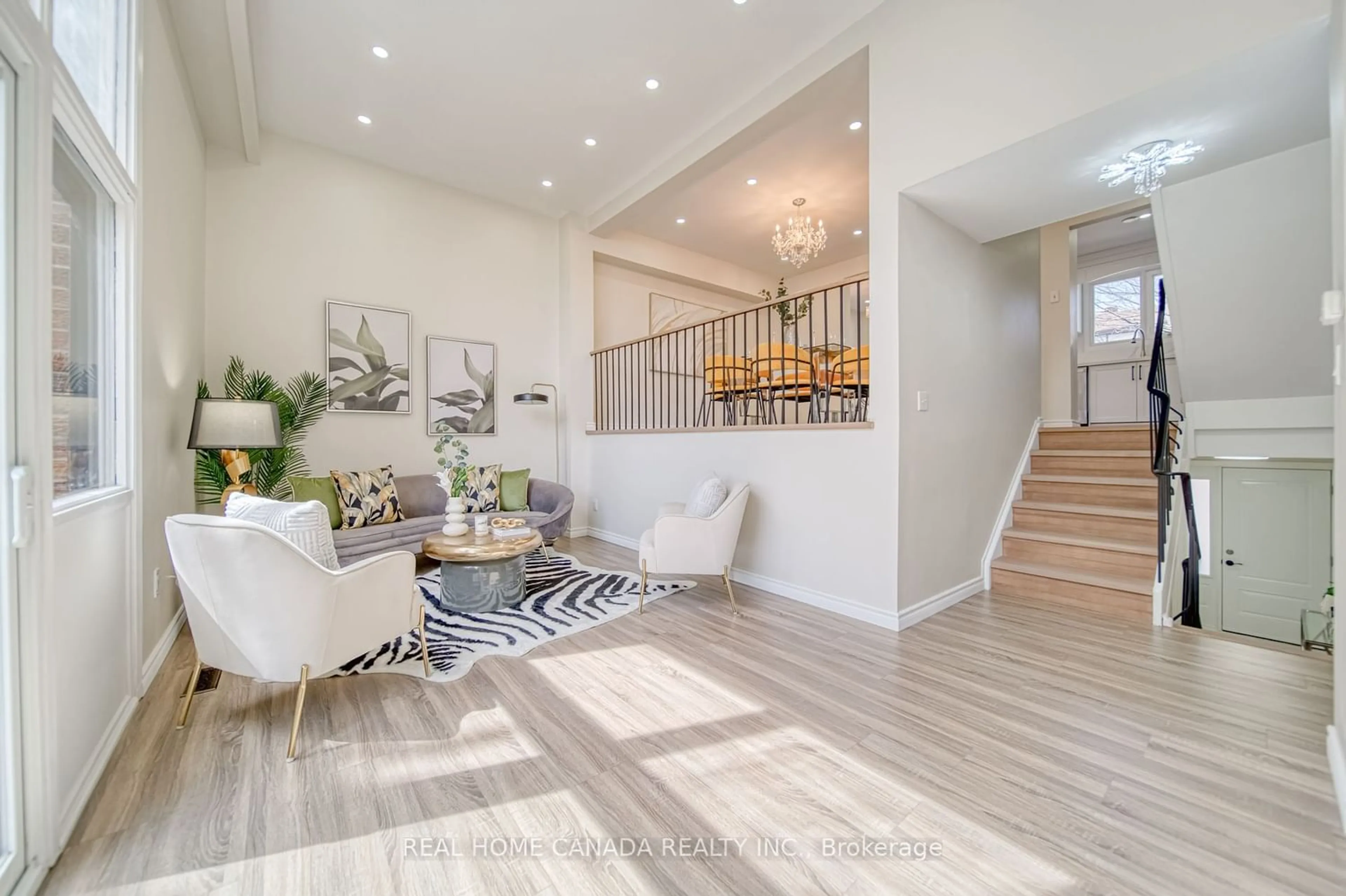 Indoor entryway for 331 Trudelle St #43, Toronto Ontario M1J 3J9