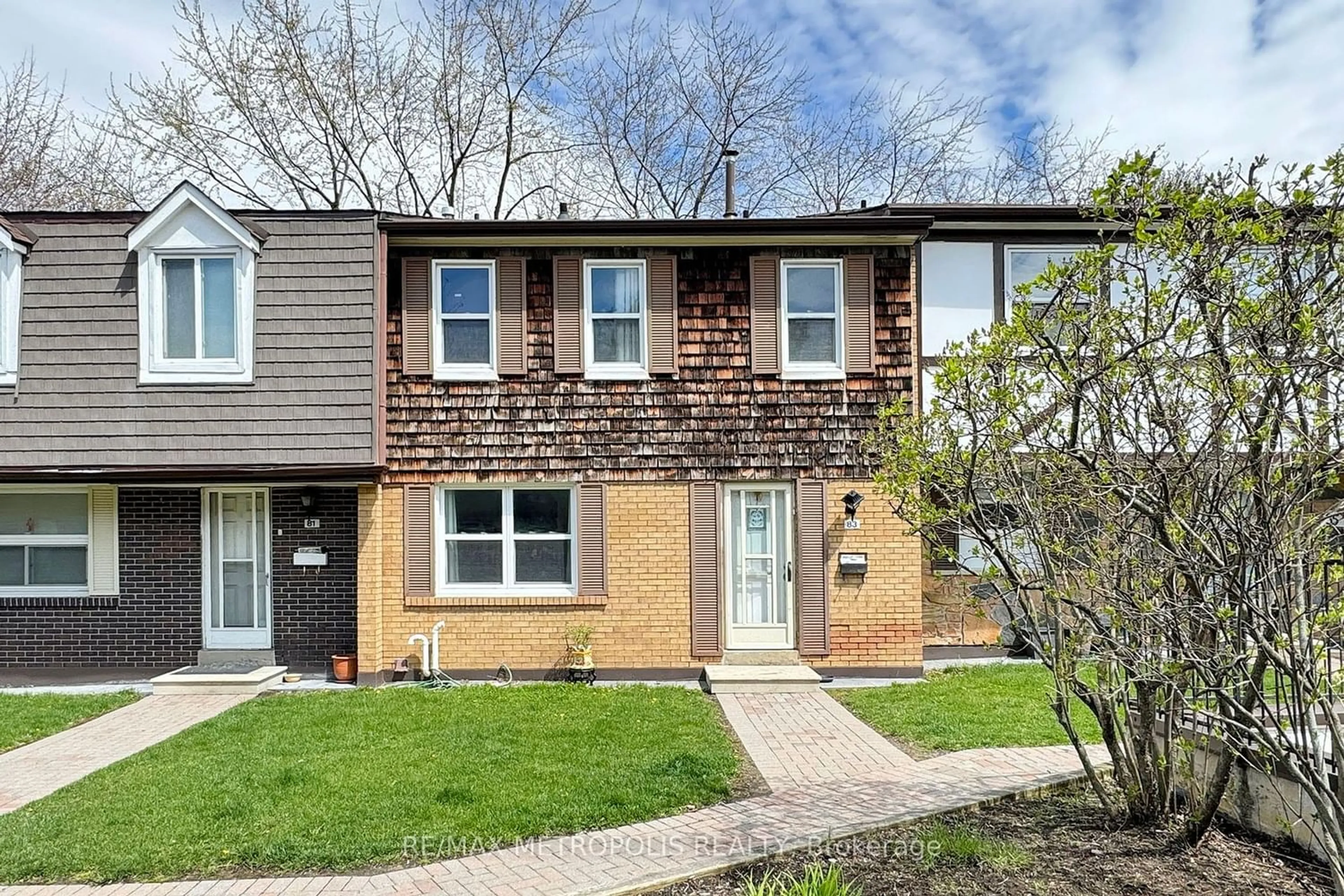 A pic from exterior of the house or condo for 25 Brimwood Blvd #83, Toronto Ontario M1V 1E2