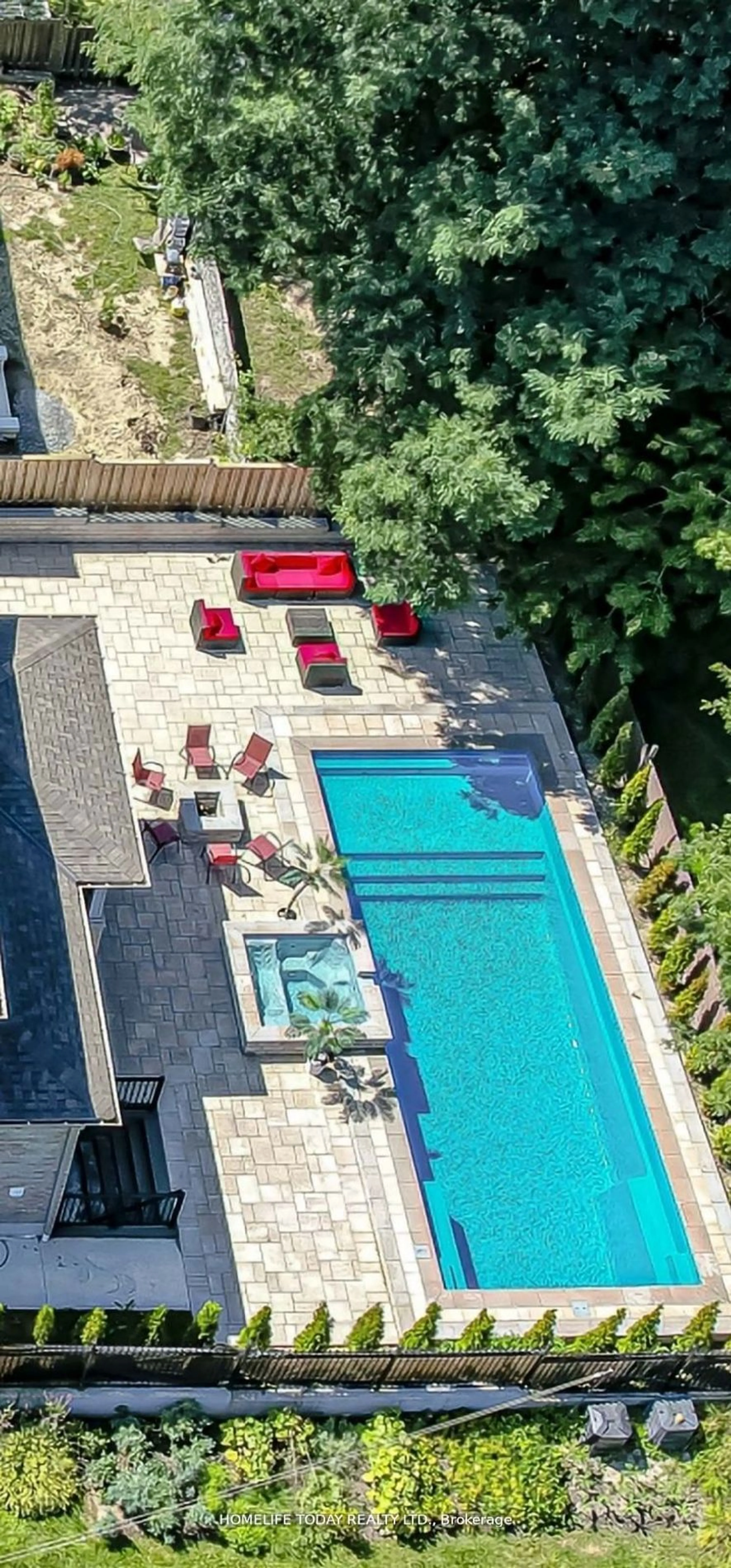 Indoor or outdoor pool for 20 Chatterton Blvd, Toronto Ontario M1M 2G2