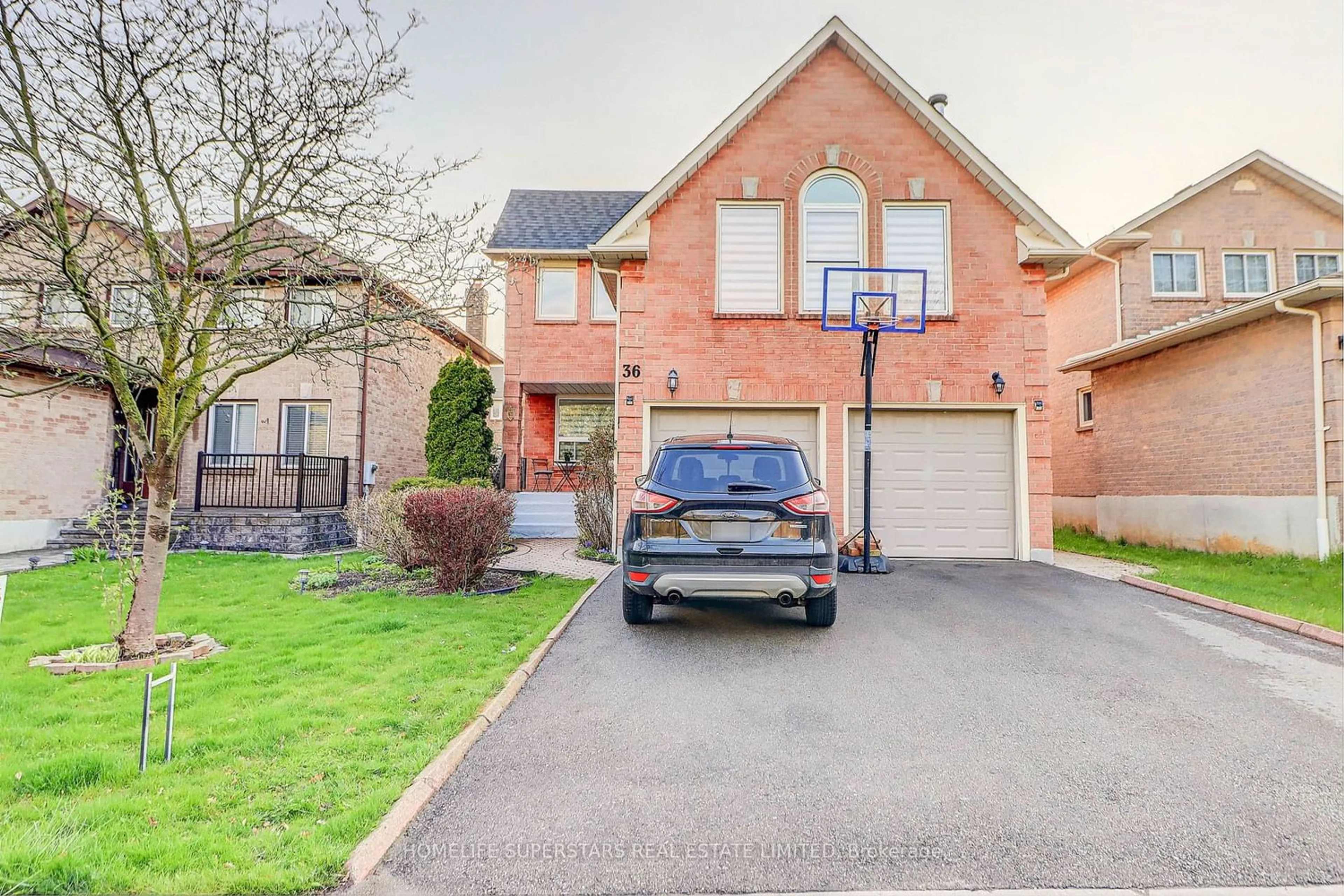 Frontside or backside of a home for 36 Rotherglen Rd, Ajax Ontario L1T 1T4
