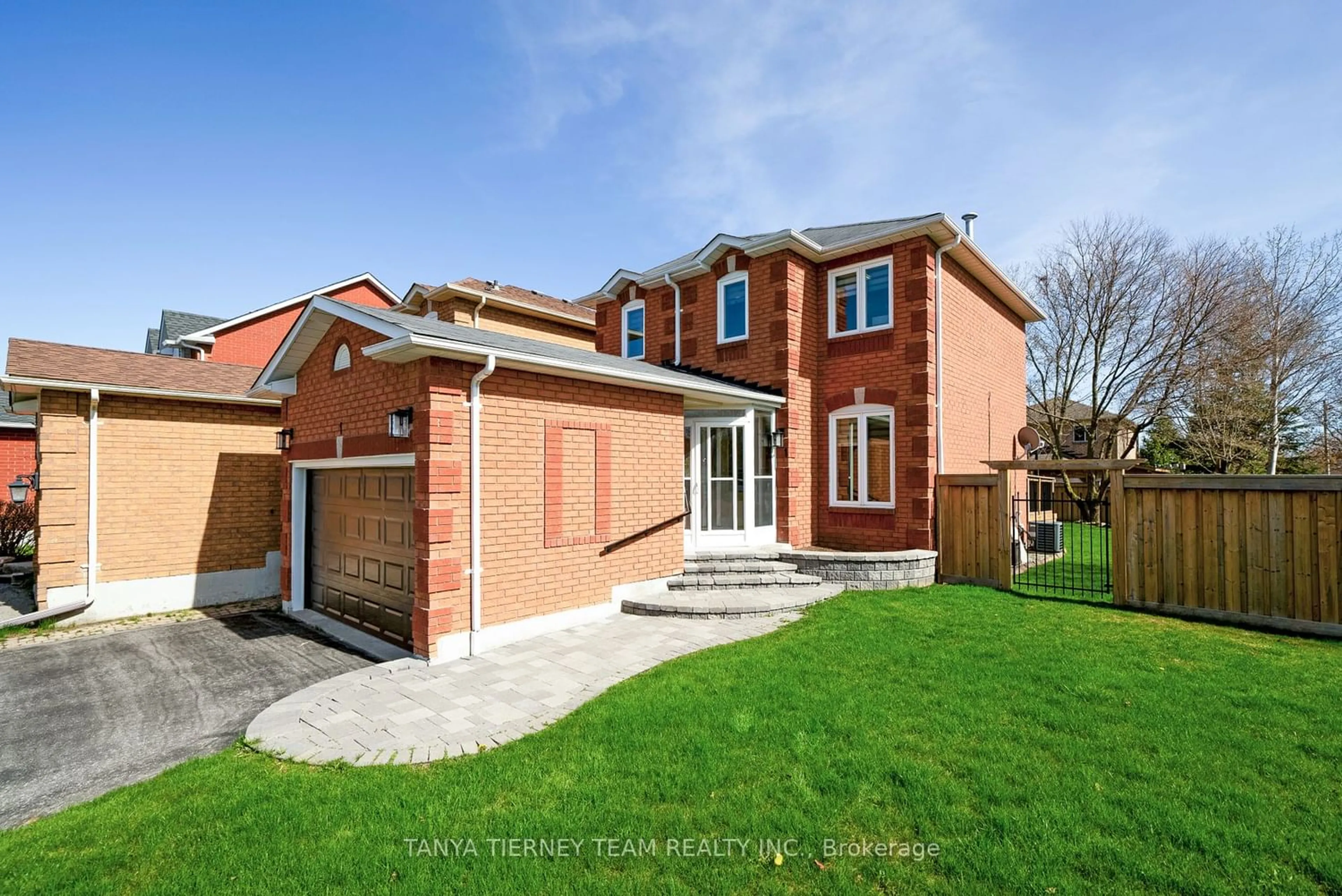 Home with brick exterior material for 1 Ireland St, Clarington Ontario L1C 4T9
